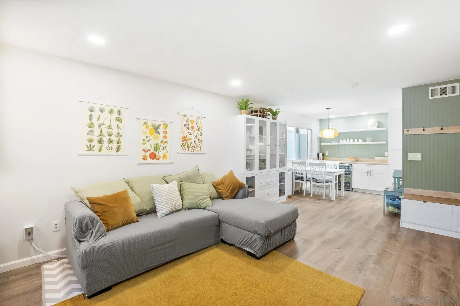 Photo #6: 260001427 Listing: Photo #6