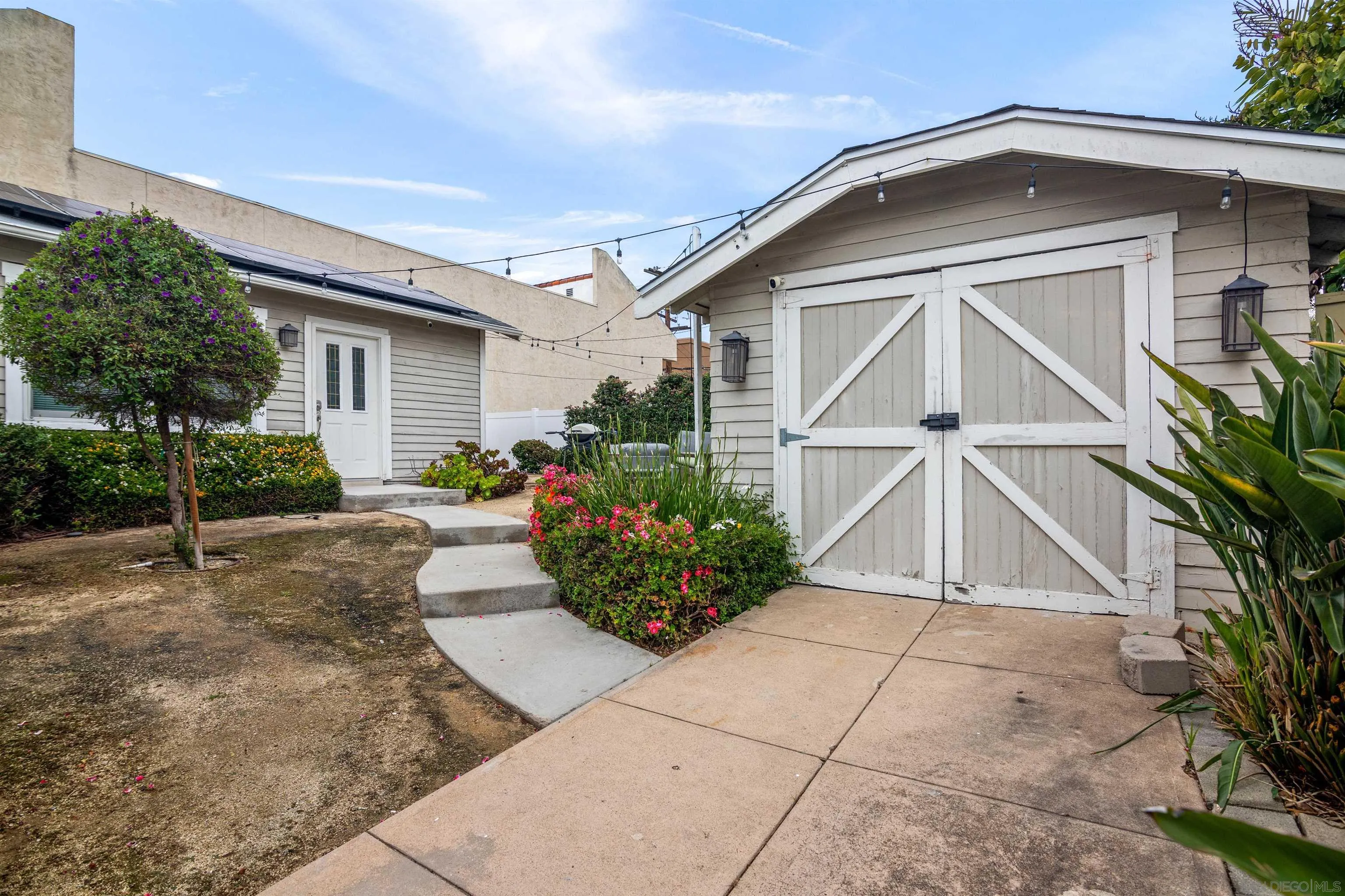 https://cdn.realtyfeed.com/cdn/127/260001431/09642dc905c70eb10f8828c5c2d8bd59.webp