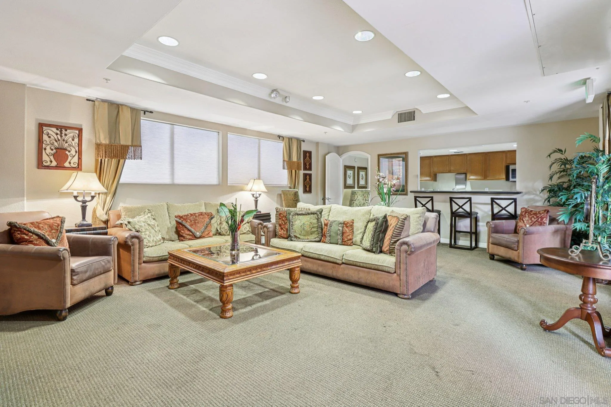 https://cdn.realtyfeed.com/cdn/127/260001432/d17e4a7ab5987488380431549072dcea.webp