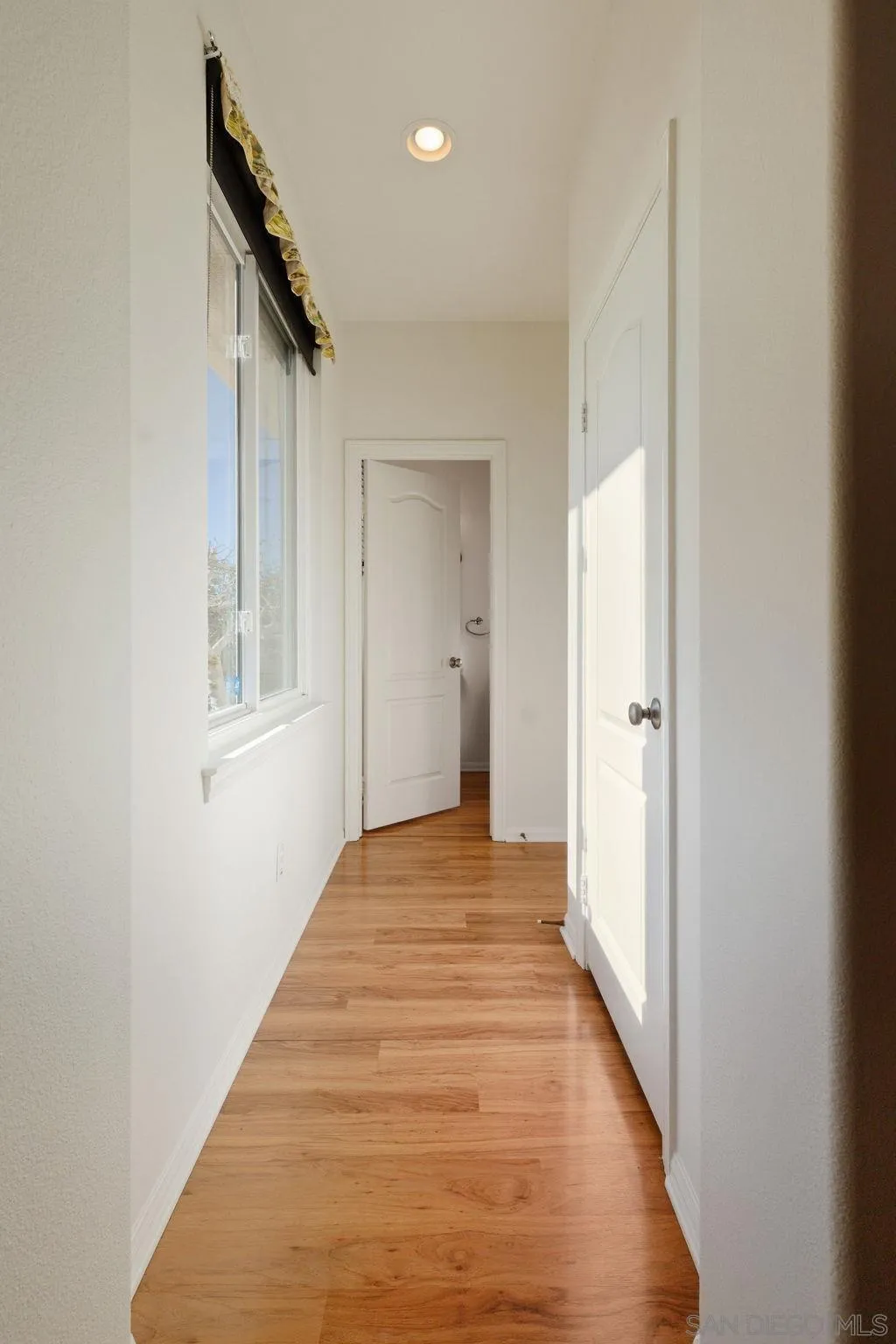 https://cdn.realtyfeed.com/cdn/127/260001434/4d819f246af0d46a3b733a348f9c0fa2.webp
