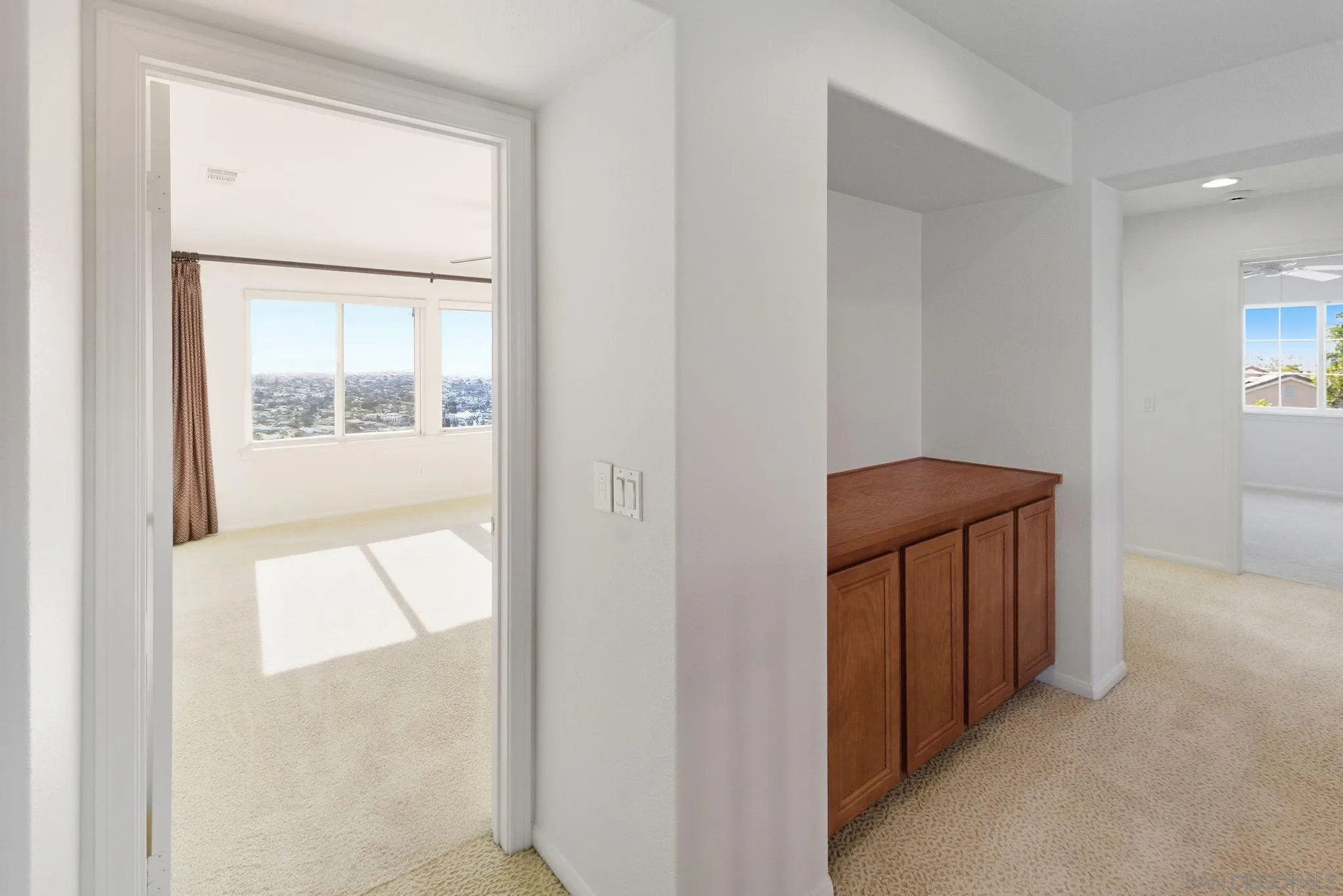 https://cdn.realtyfeed.com/cdn/127/260001434/607f40be73d1f662265a63e239918f92.webp