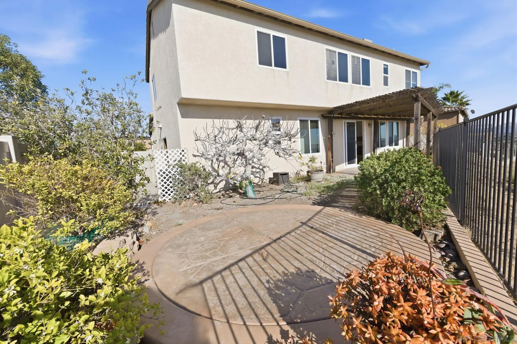 https://cdn.realtyfeed.com/cdn/127/260001434/fcc118dc1e58233c6312d8d9c07064bd.webp