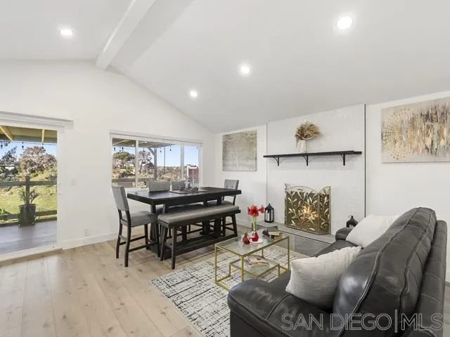 https://cdn.realtyfeed.com/cdn/127/260001435/38a630b66cbd6dbce104735d40967c9d.webp
