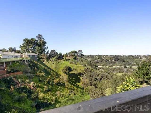 https://cdn.realtyfeed.com/cdn/127/260001435/5da7bc7a287a832459e88c3d3962b05d.webp