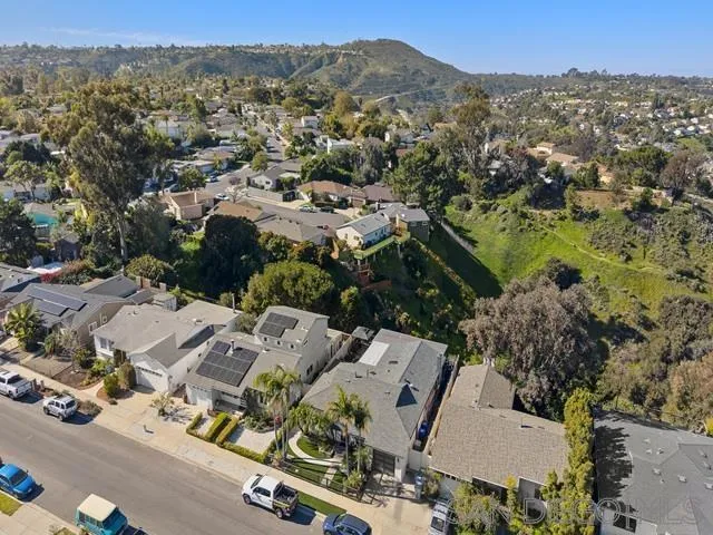 https://cdn.realtyfeed.com/cdn/127/260001435/9d7e46605743beff25c96788ed4e59dd.webp