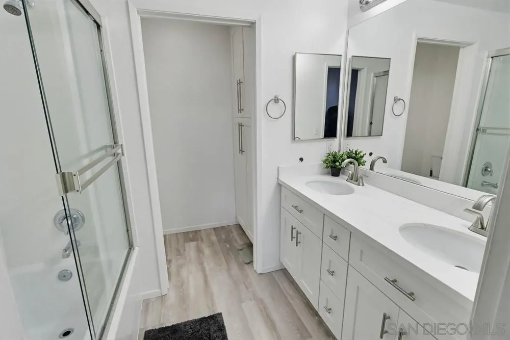 Photo #29: 260001436 Listing: Photo #29