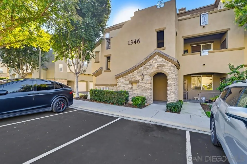 Photo #1: 260001436 Listing: Photo #1