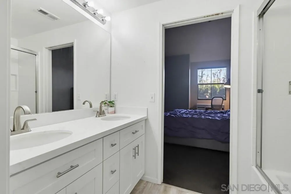 Photo #30: 260001436 Listing: Photo #30