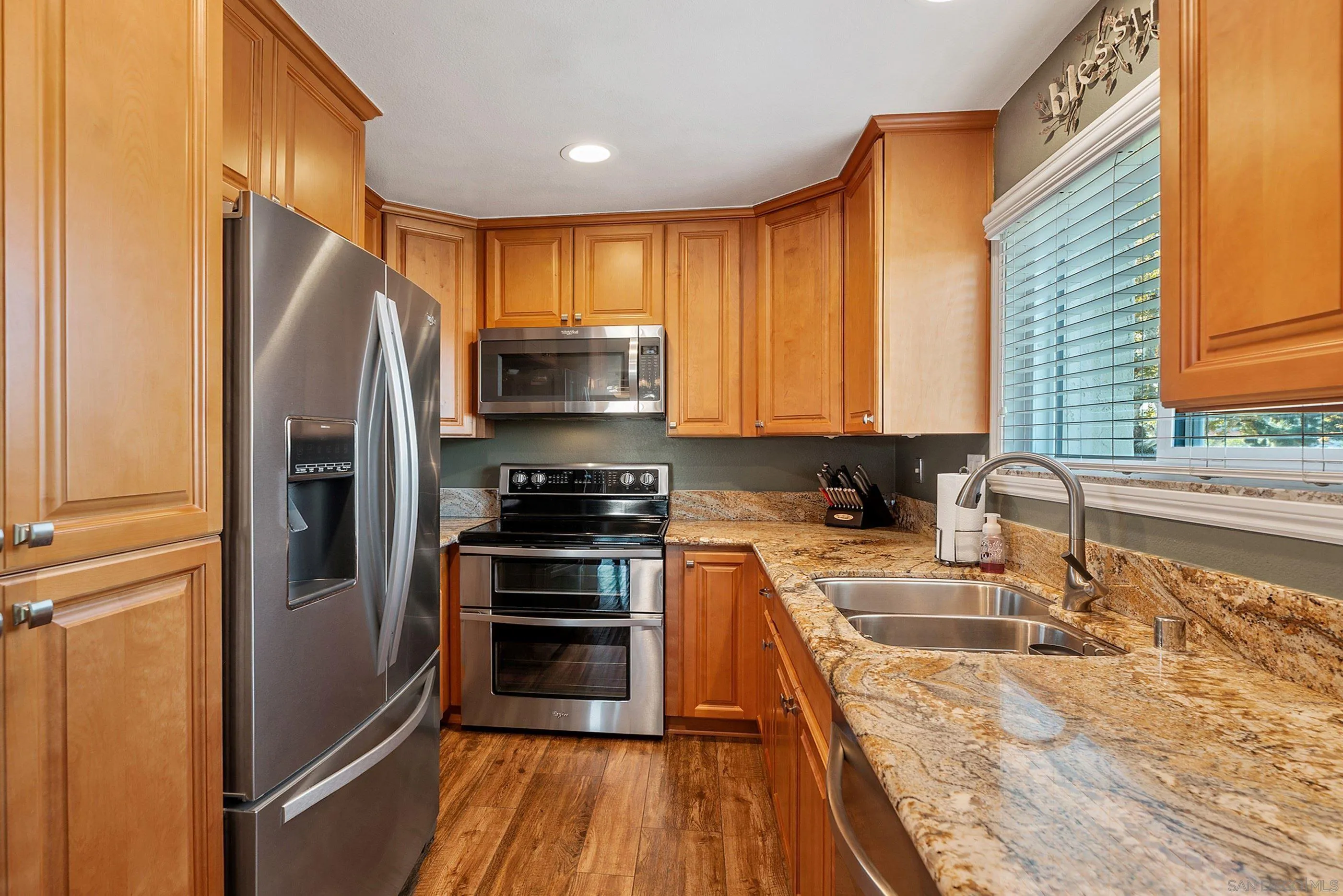 https://cdn.realtyfeed.com/cdn/127/260001437/24fe949485f6b0faea119456c9cddf90.webp
