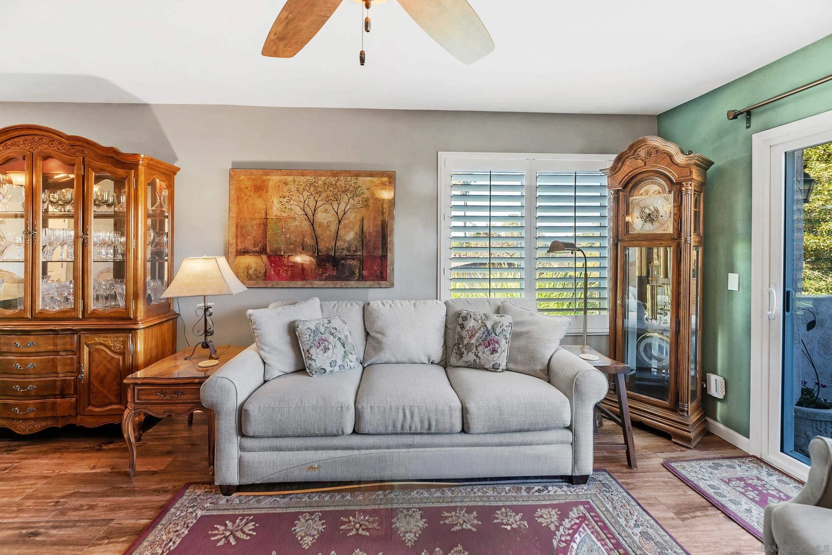 https://cdn.realtyfeed.com/cdn/127/260001437/d1729518b4453b2a9e3d2dd1cfaead32.webp