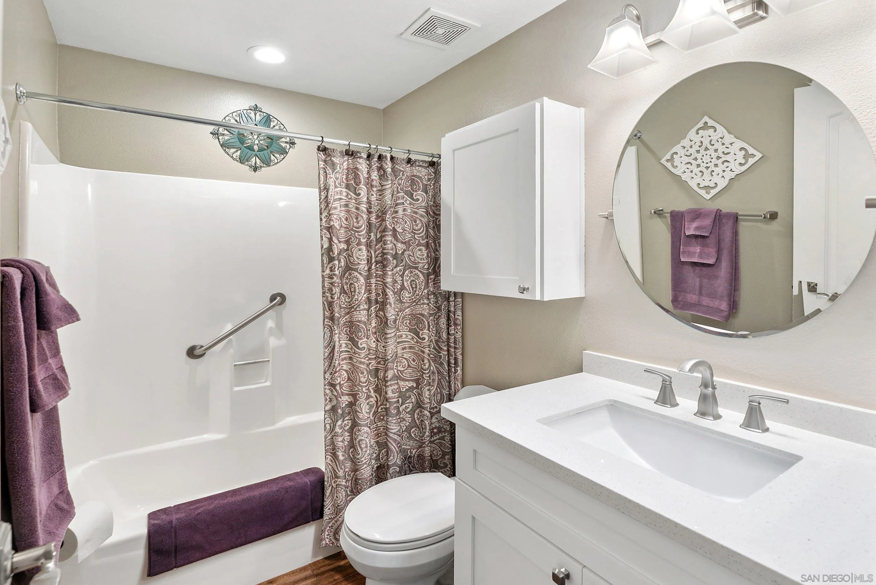 https://cdn.realtyfeed.com/cdn/127/260001437/f63741f290a14819cc4611cb4dab7def.webp