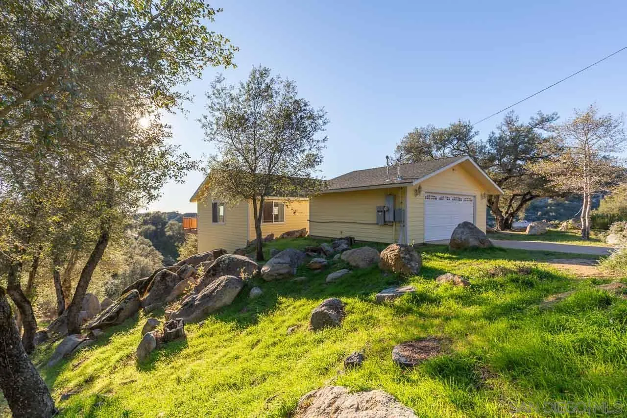 https://cdn.realtyfeed.com/cdn/127/260001443/4316223198c4d19ce9716063aeaeaf2e.webp