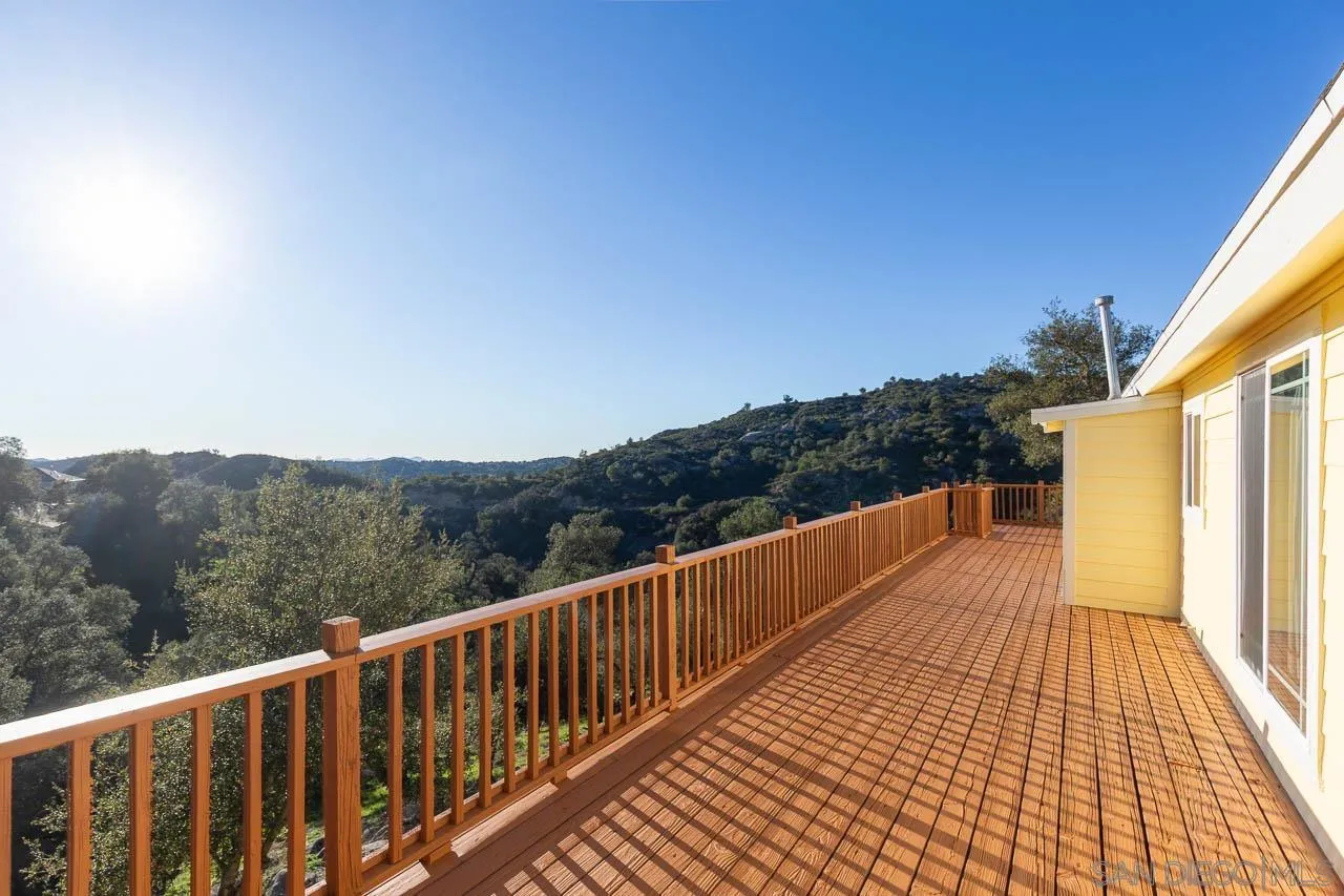 https://cdn.realtyfeed.com/cdn/127/260001443/4c0f9785affb66e821c123b97056d2b2.webp