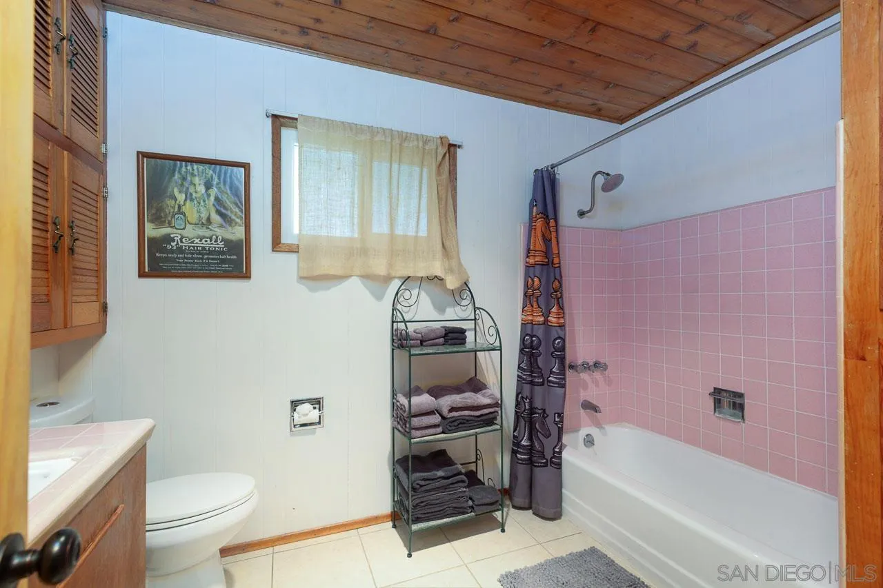 https://cdn.realtyfeed.com/cdn/127/260001446/33098b532894f184ff045a0be9cba930.webp