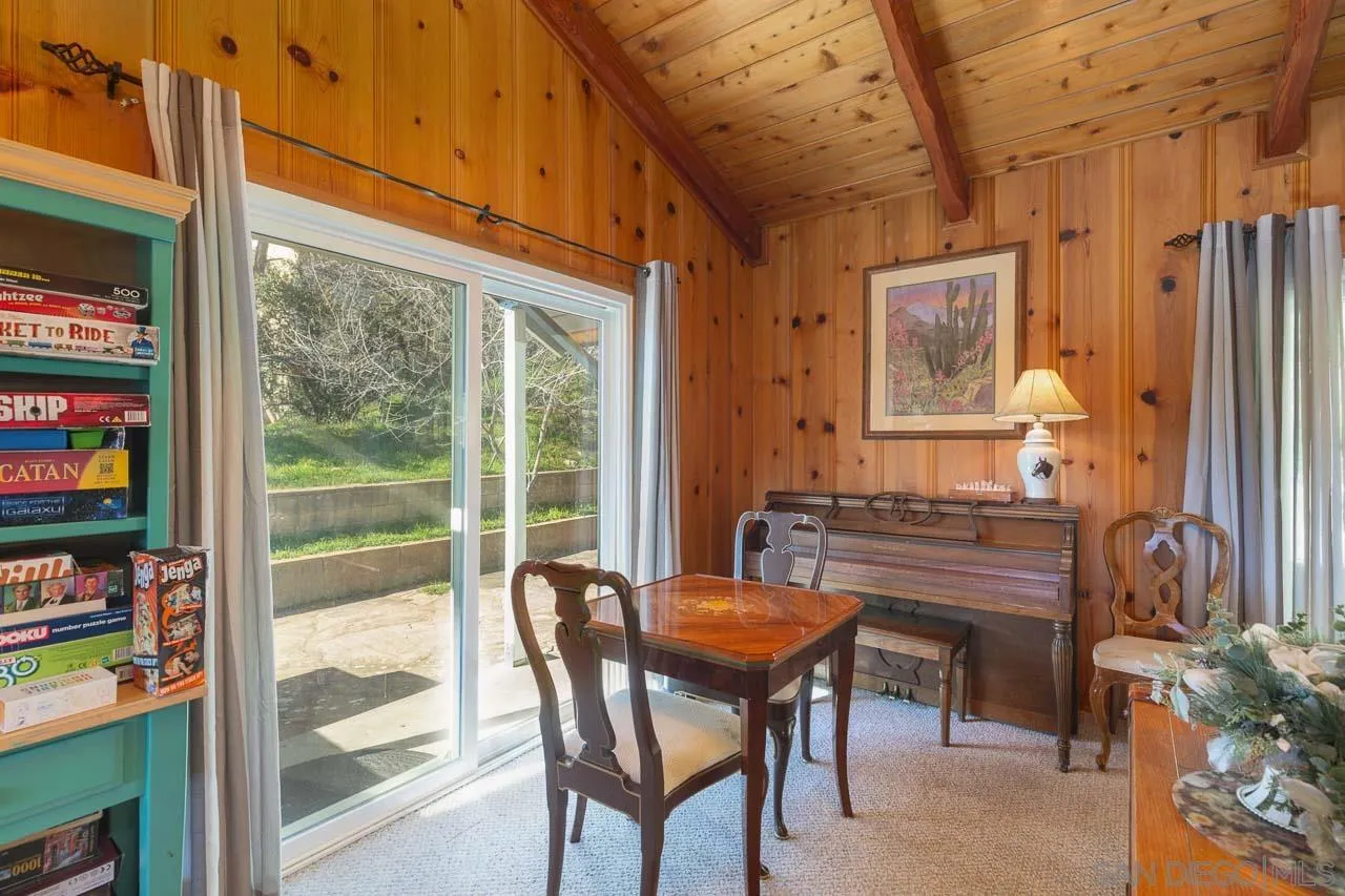https://cdn.realtyfeed.com/cdn/127/260001446/56c90a7331061f75408750e876a5c1df.webp