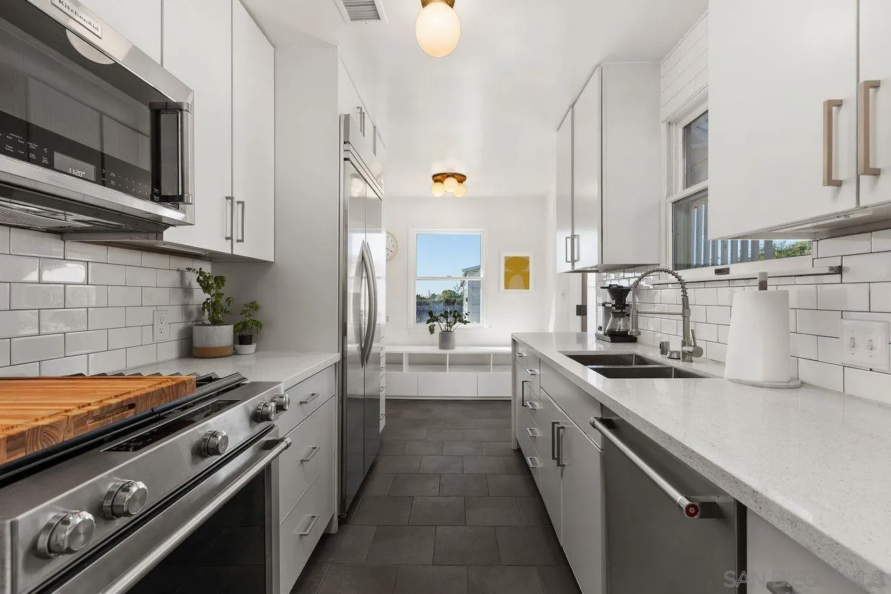 https://cdn.realtyfeed.com/cdn/127/260001447/3664649b5be427cd3b20338e4b8a0457.webp