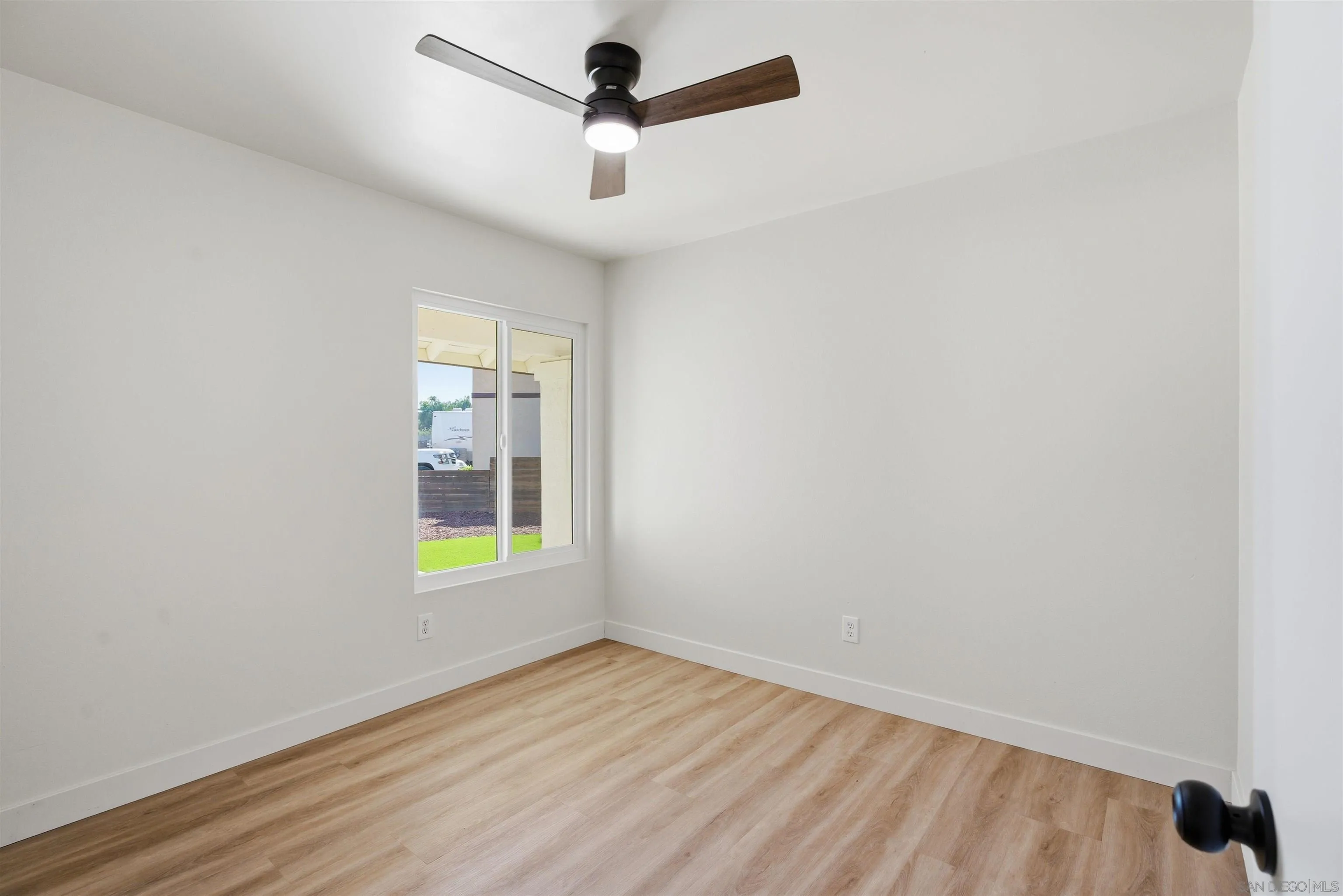 https://cdn.realtyfeed.com/cdn/127/260001451/34dde0a7a96538bba519e6e86adc36b2.webp