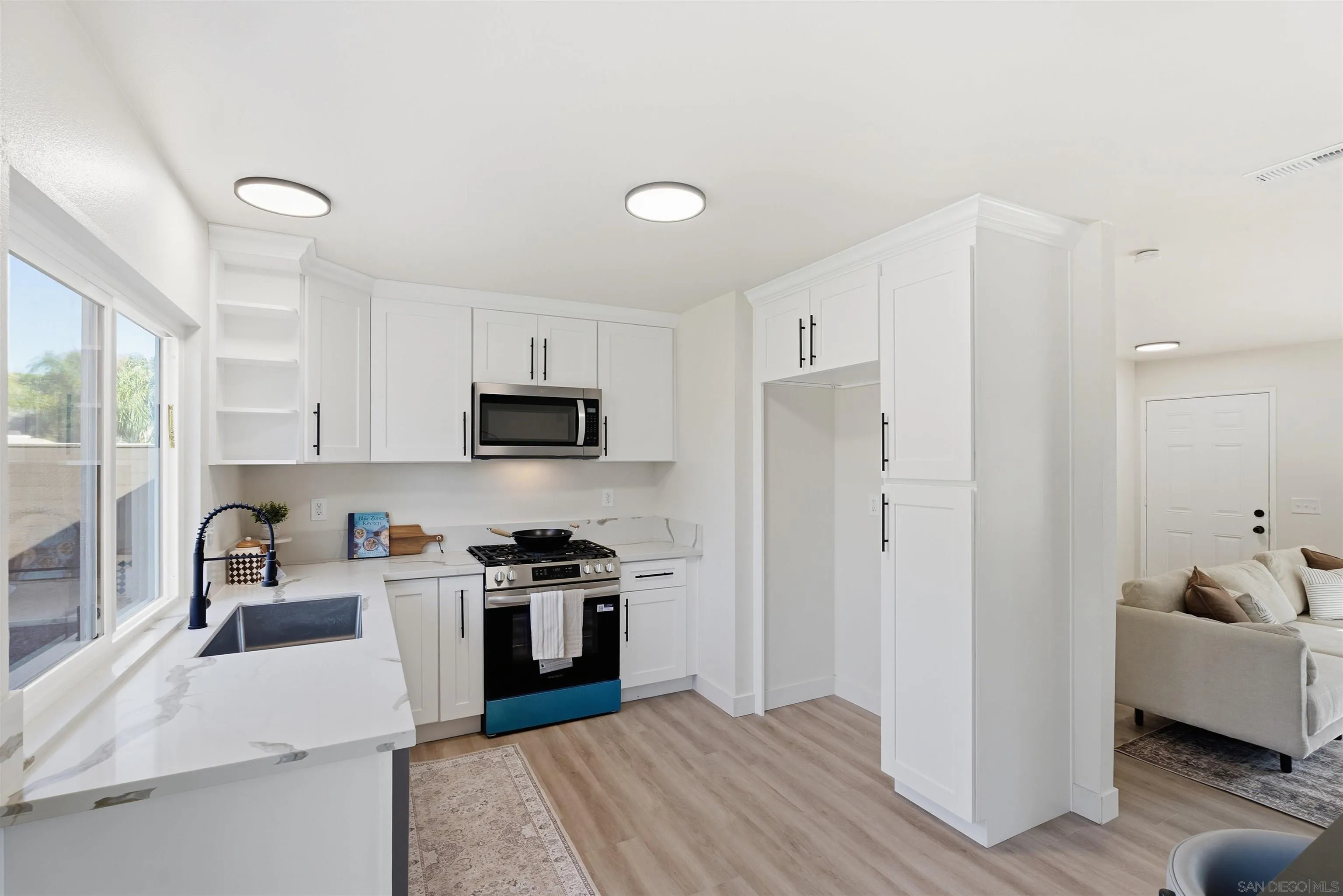 https://cdn.realtyfeed.com/cdn/127/260001451/8b857a949787e12ec7c0e335ec0a8068.webp