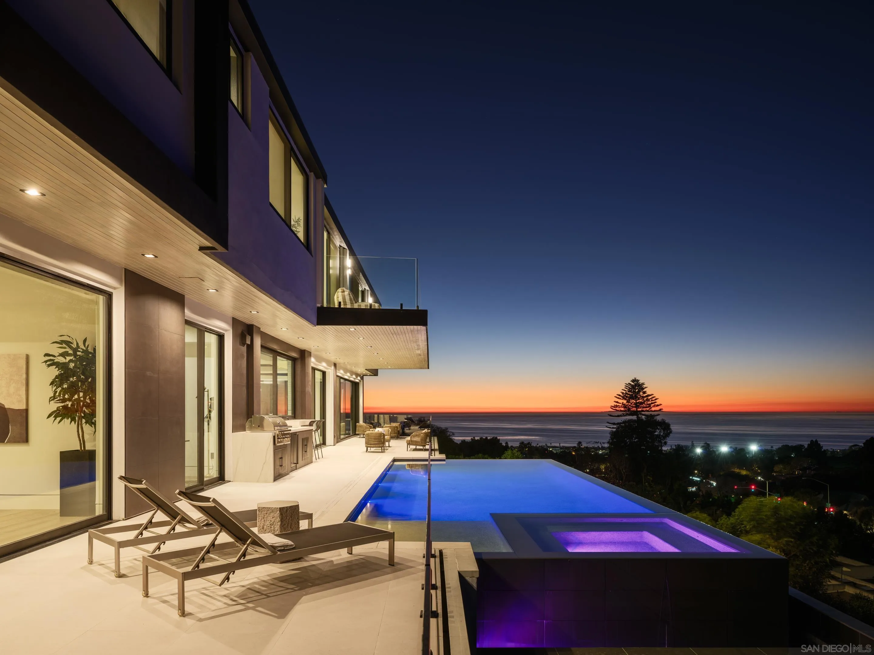 https://cdn.realtyfeed.com/cdn/127/260001453/1782b436d93355ca5bc148878118b3e9.webp