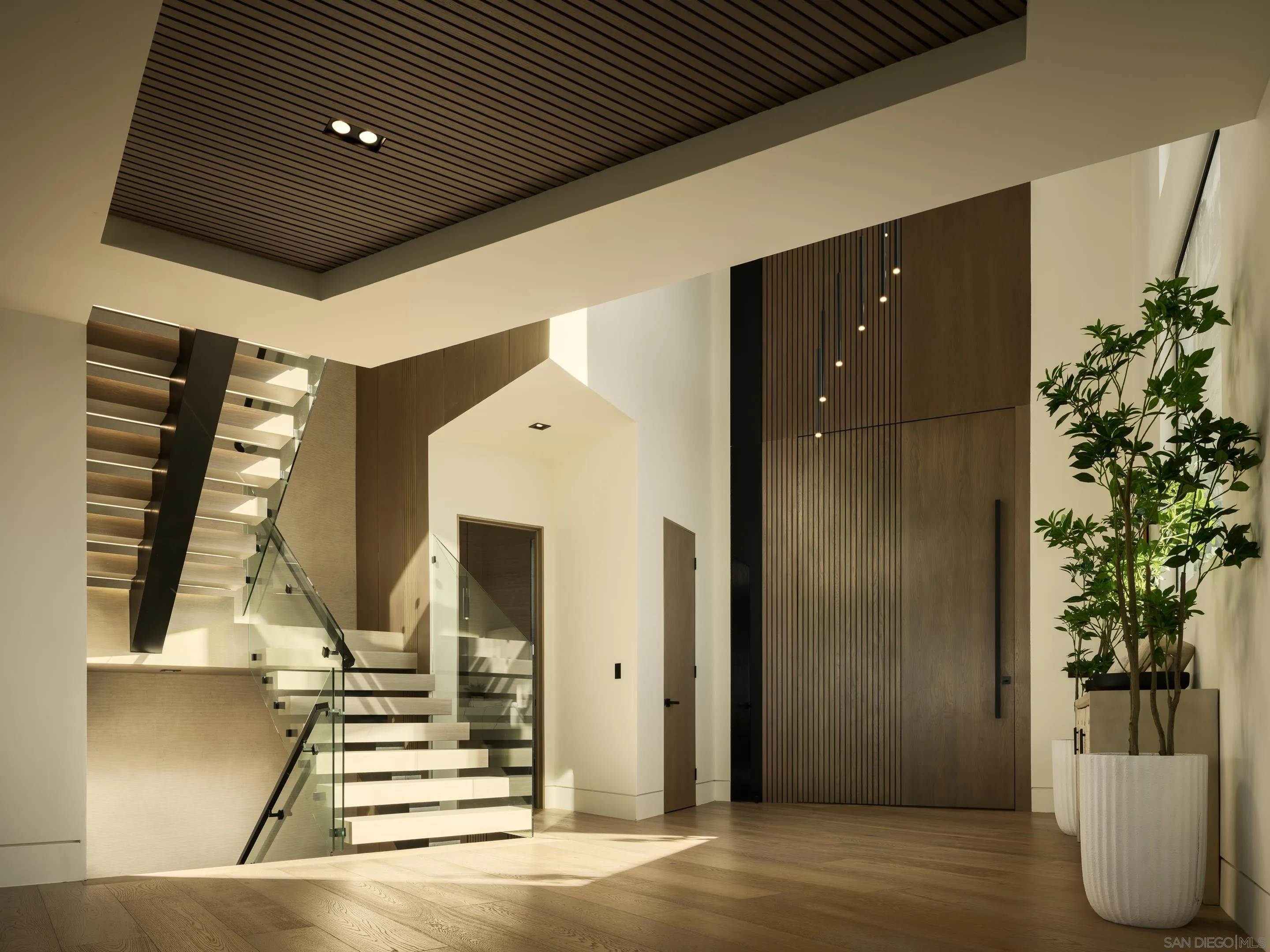 https://cdn.realtyfeed.com/cdn/127/260001453/217bac33c0ae03798602b4f2eb99629b.webp