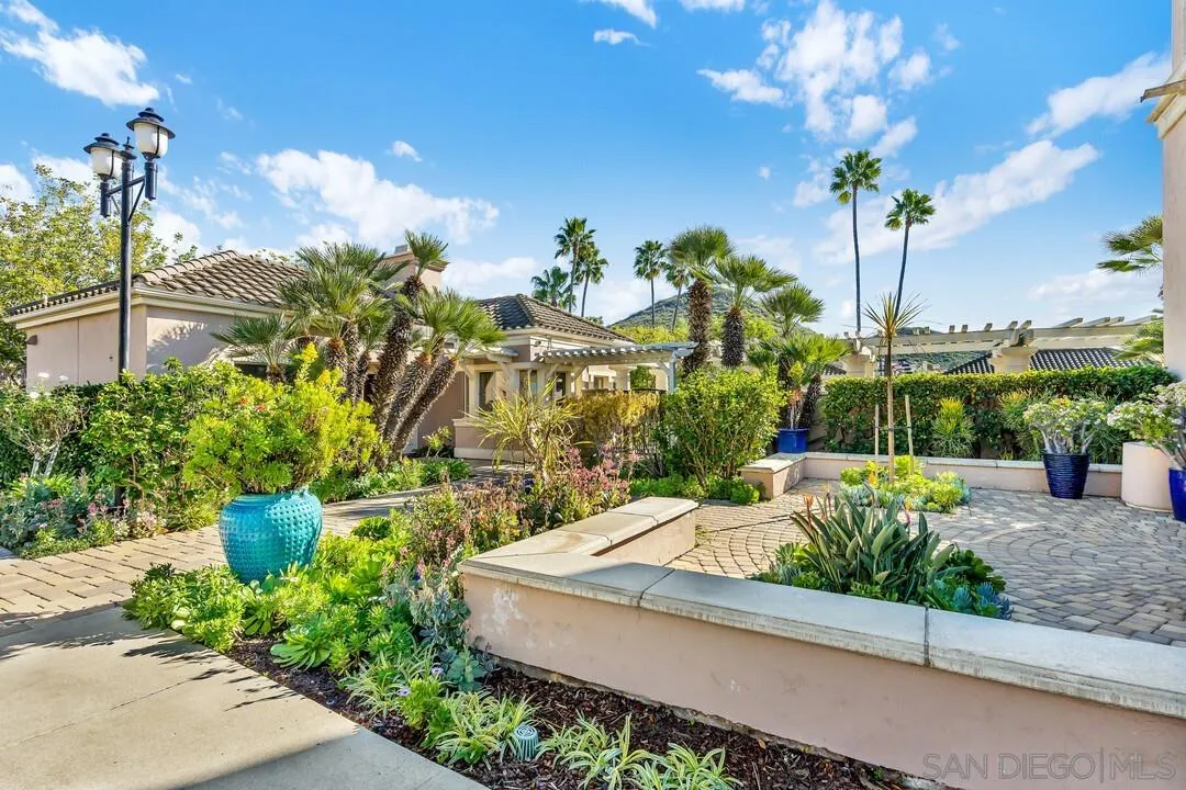 https://cdn.realtyfeed.com/cdn/127/260001454/906de009b3b907bdc1b5df3d72a9ec96.webp