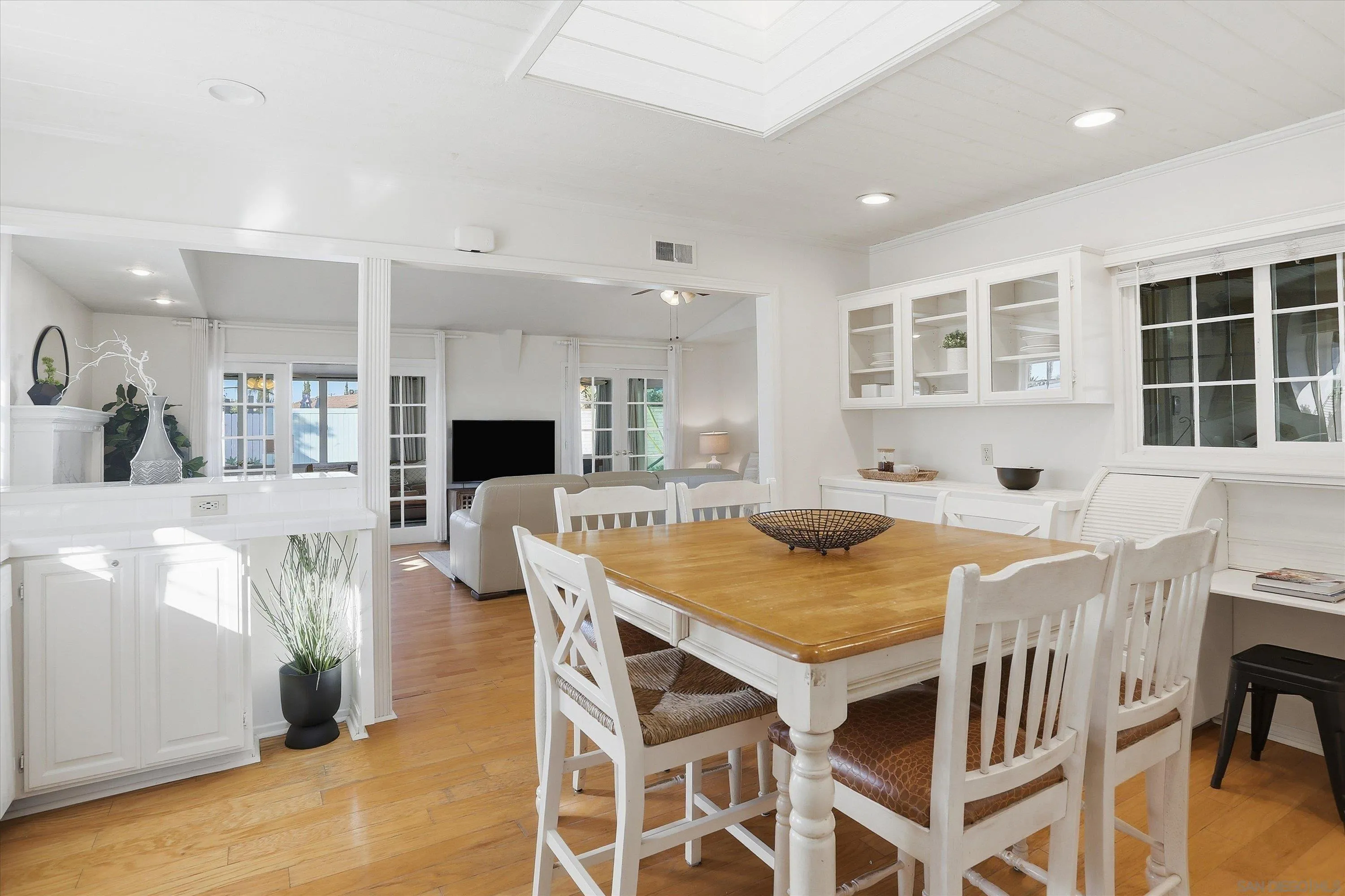 https://cdn.realtyfeed.com/cdn/127/260001456/6eae33172b7186c9aec03115d0b12626.webp