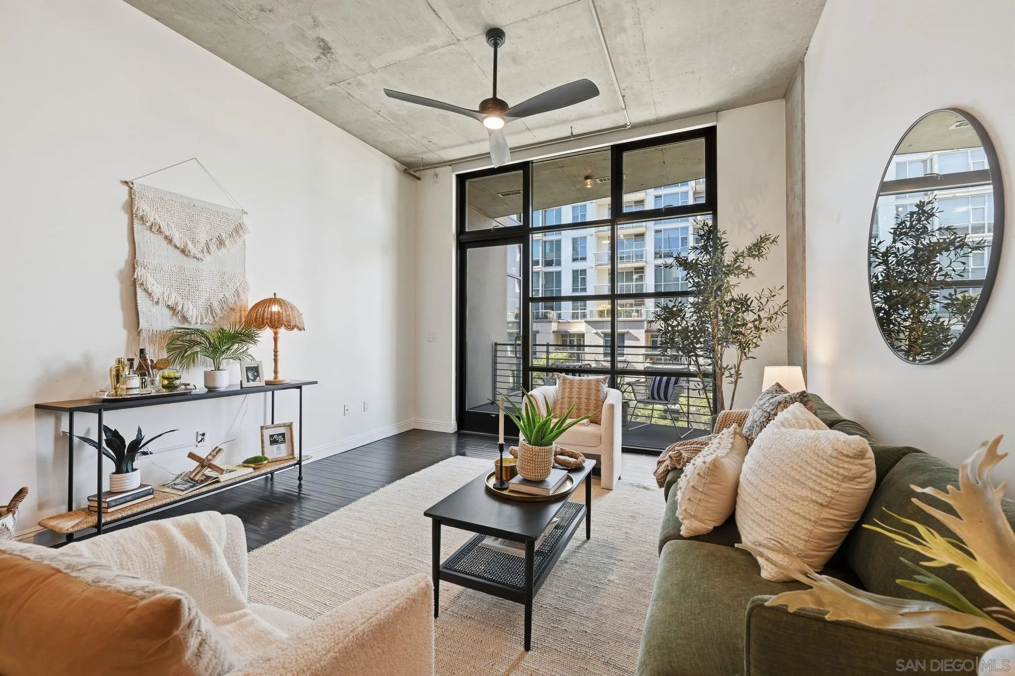 Photo #8: 260001462 Listing: Photo #8