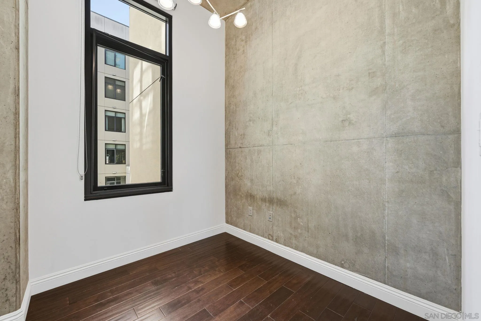 Photo #21: 260001462 Listing: Photo #21