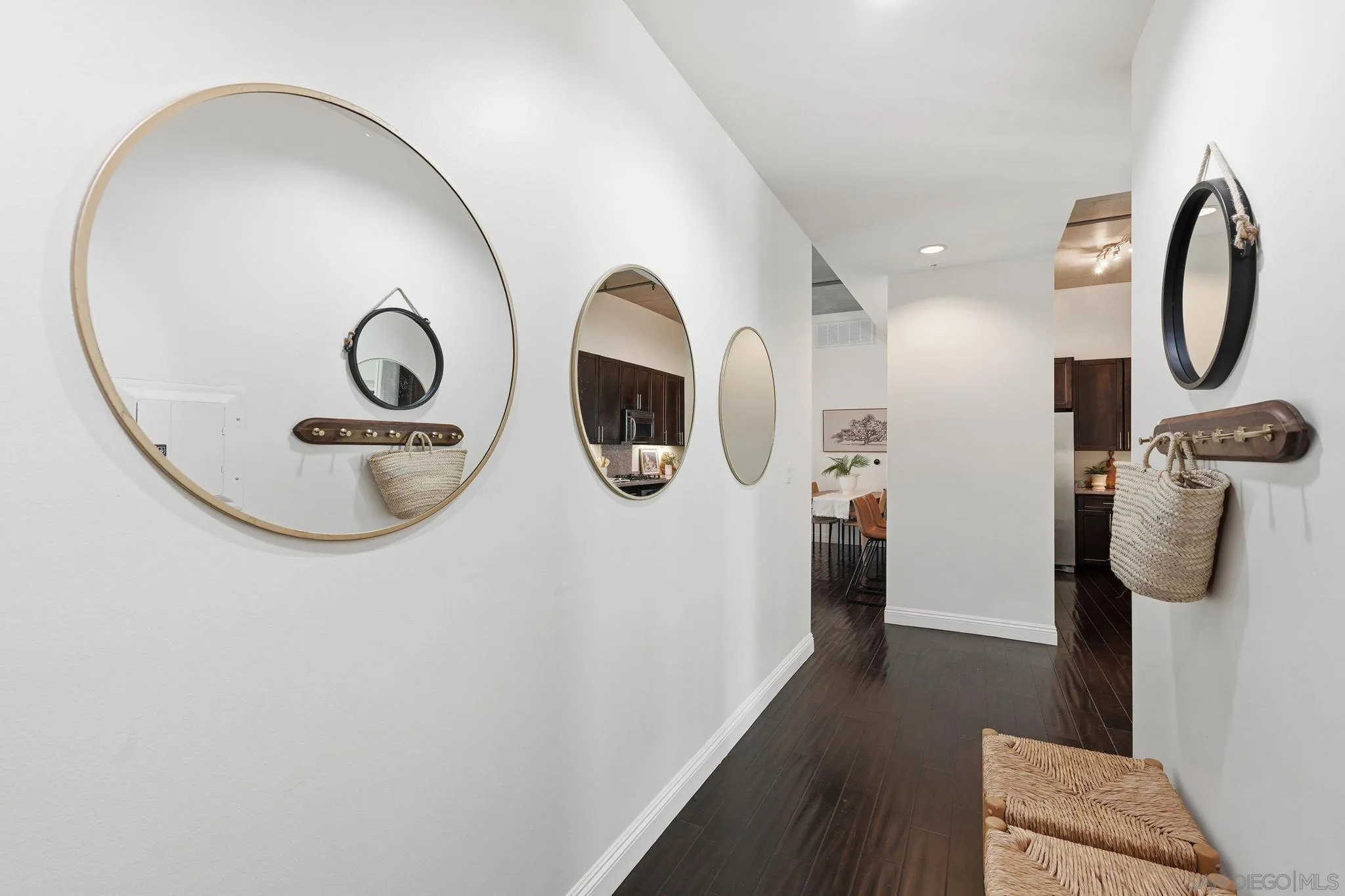 Photo #5: 260001462 Listing: Photo #5