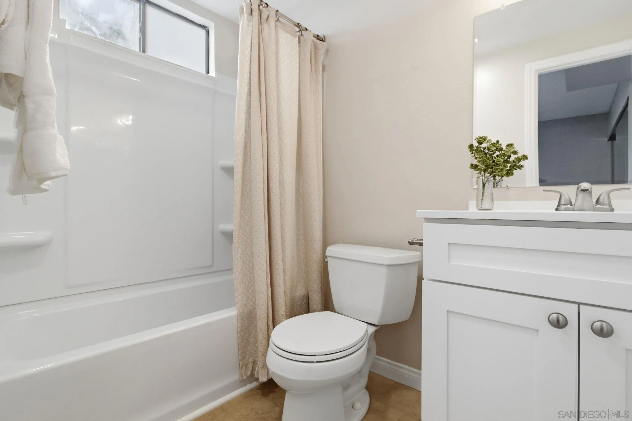 Photo #20: 260001463 Listing: Photo #20