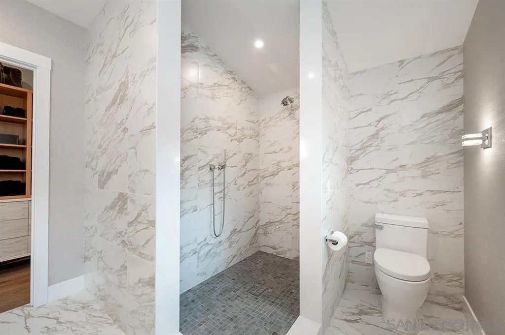 https://cdn.realtyfeed.com/cdn/127/260001465/5b9d6f1a95470bb694f7864f5ea8376a.webp