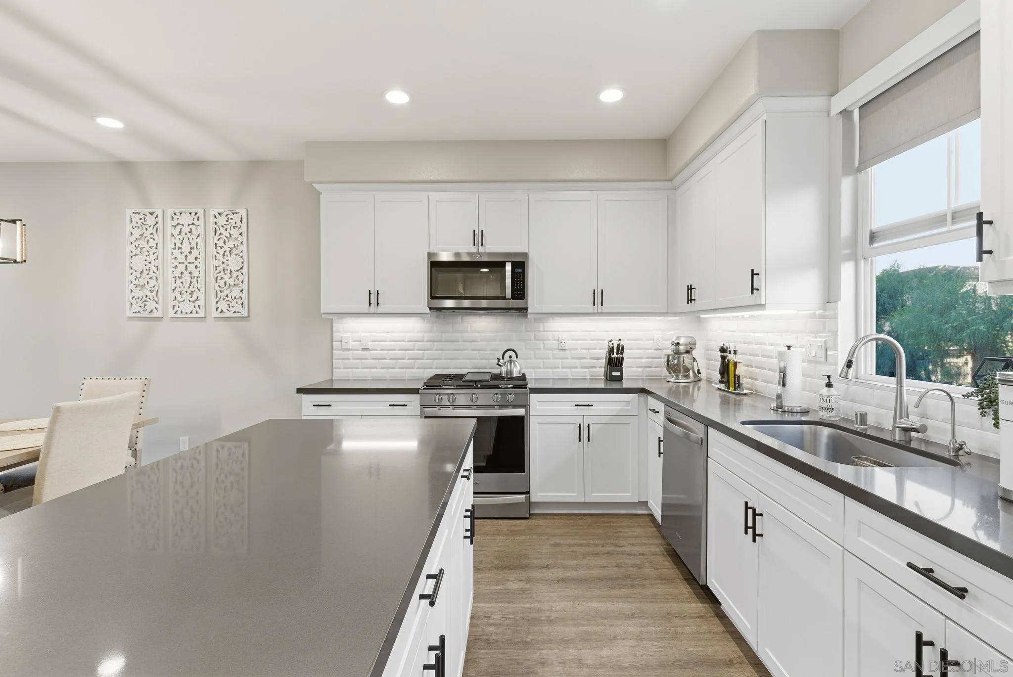 Photo #8: 260001473 Listing: Photo #8