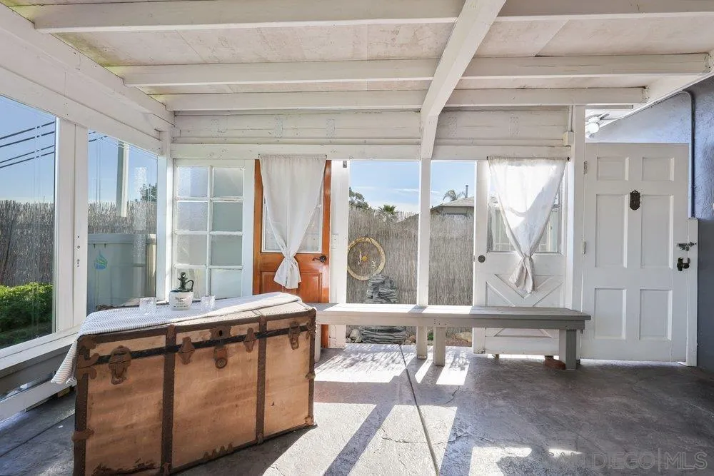 https://cdn.realtyfeed.com/cdn/127/260001478/5477800bf86e2e238433603cb243f748.webp