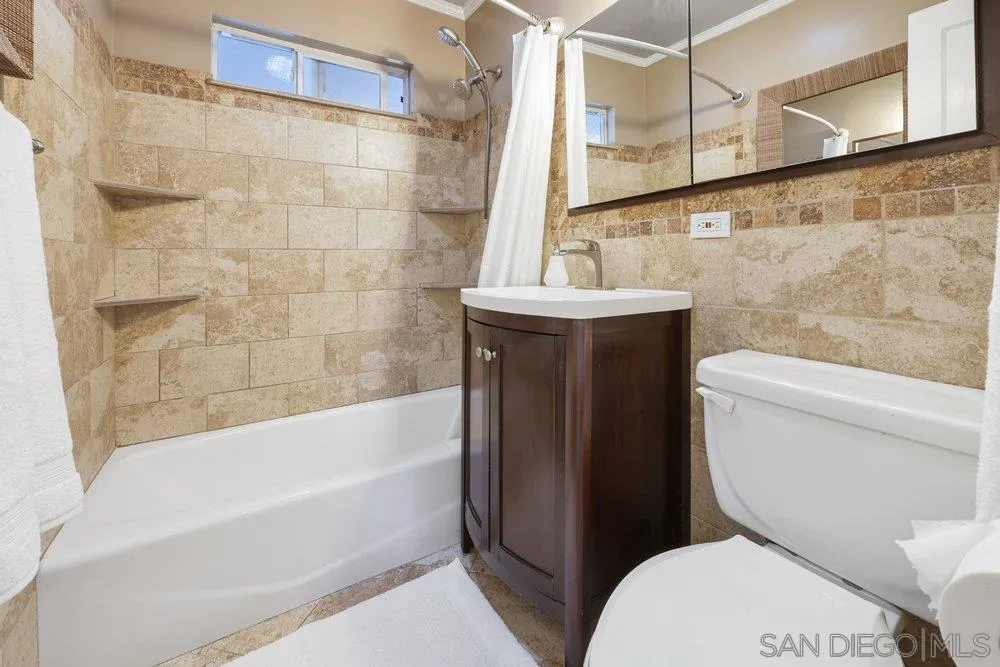 https://cdn.realtyfeed.com/cdn/127/260001478/86b258dfe1d428663c473468cb878086.webp