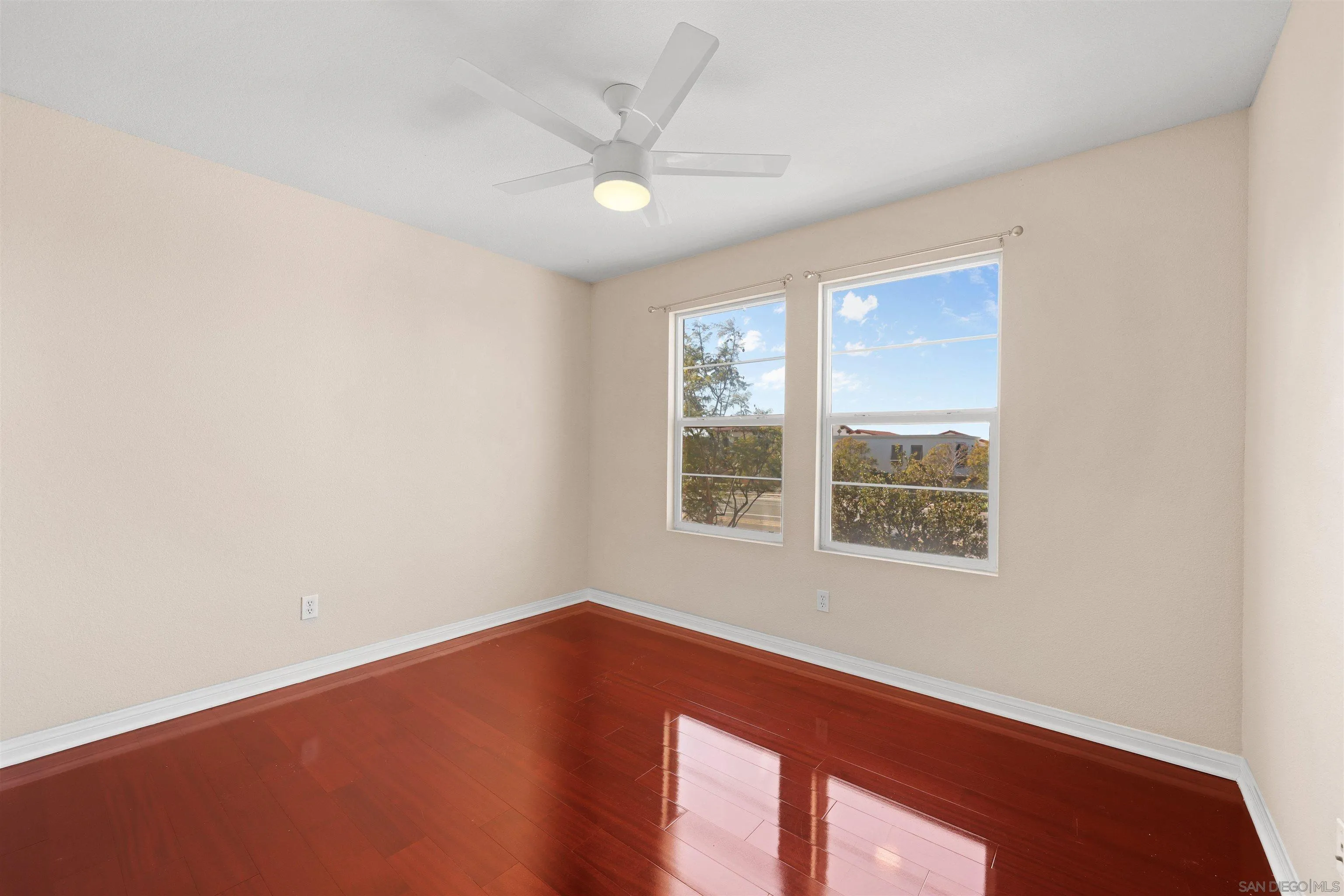 https://cdn.realtyfeed.com/cdn/127/260001479/8e176cc4b94f5ed14c095c67b2910624.webp