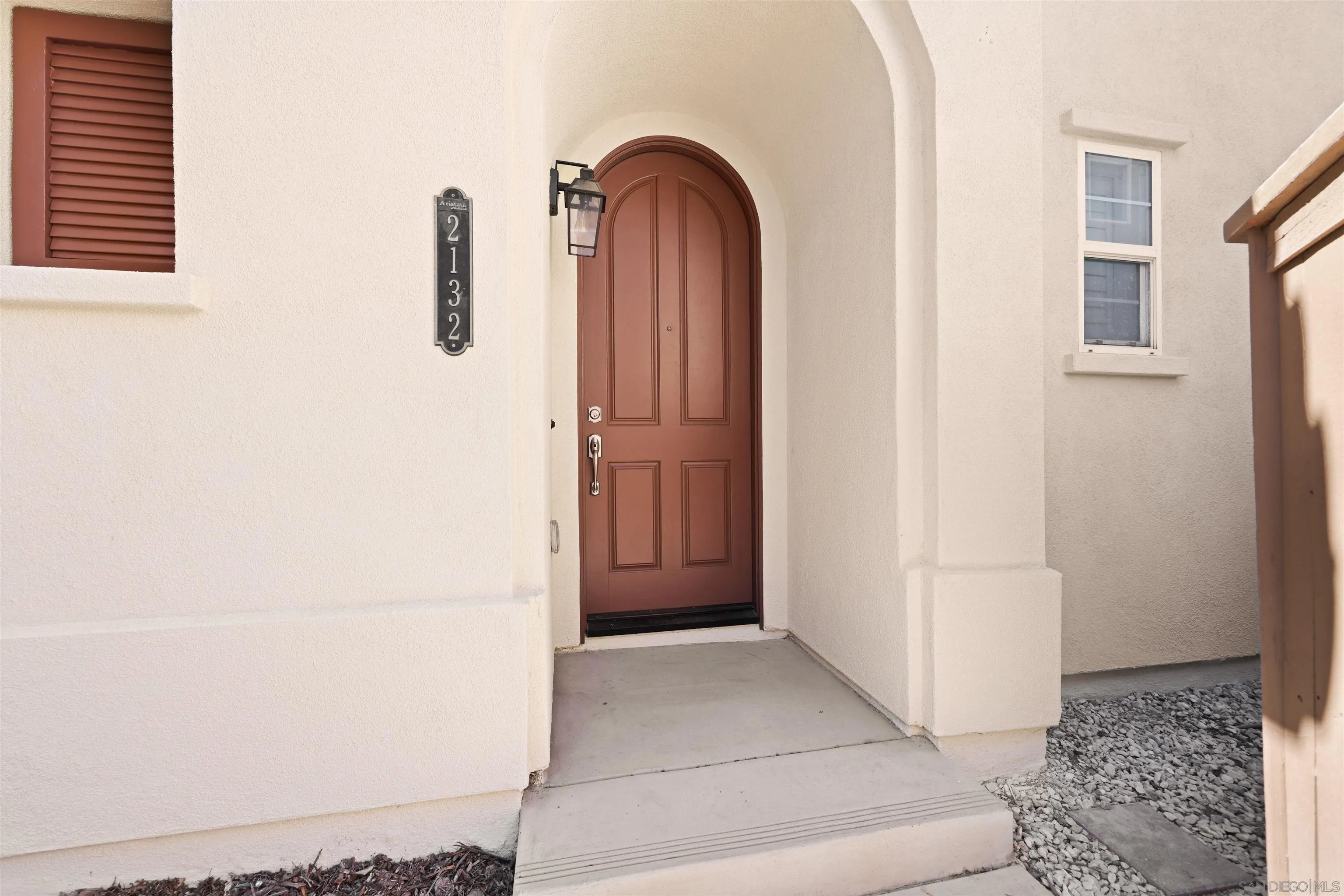 https://cdn.realtyfeed.com/cdn/127/260001479/a7da608bd9a3515d00e9a1f50dd31655.webp