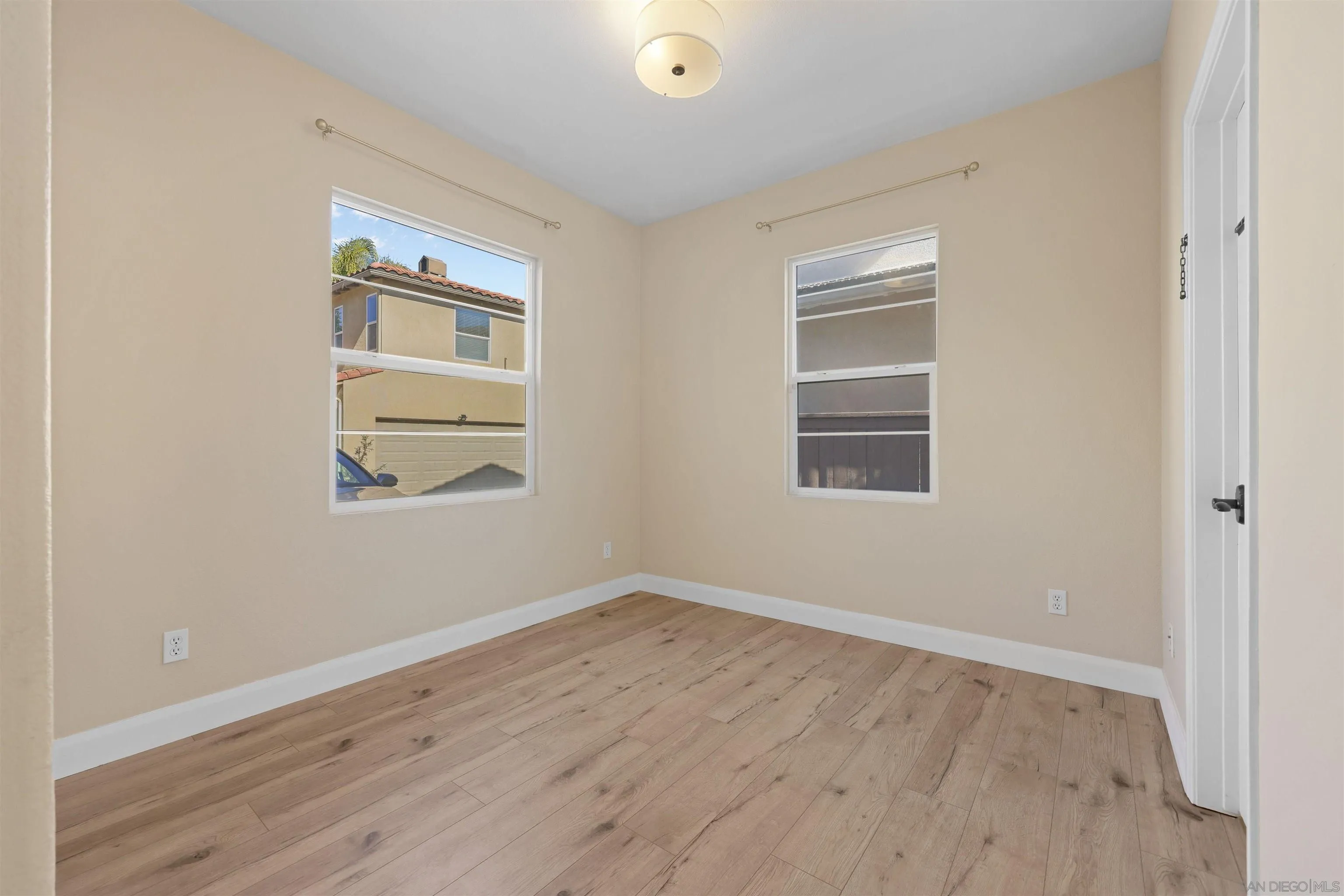 https://cdn.realtyfeed.com/cdn/127/260001479/d688b18954b664a76af1c4788241cdbb.webp