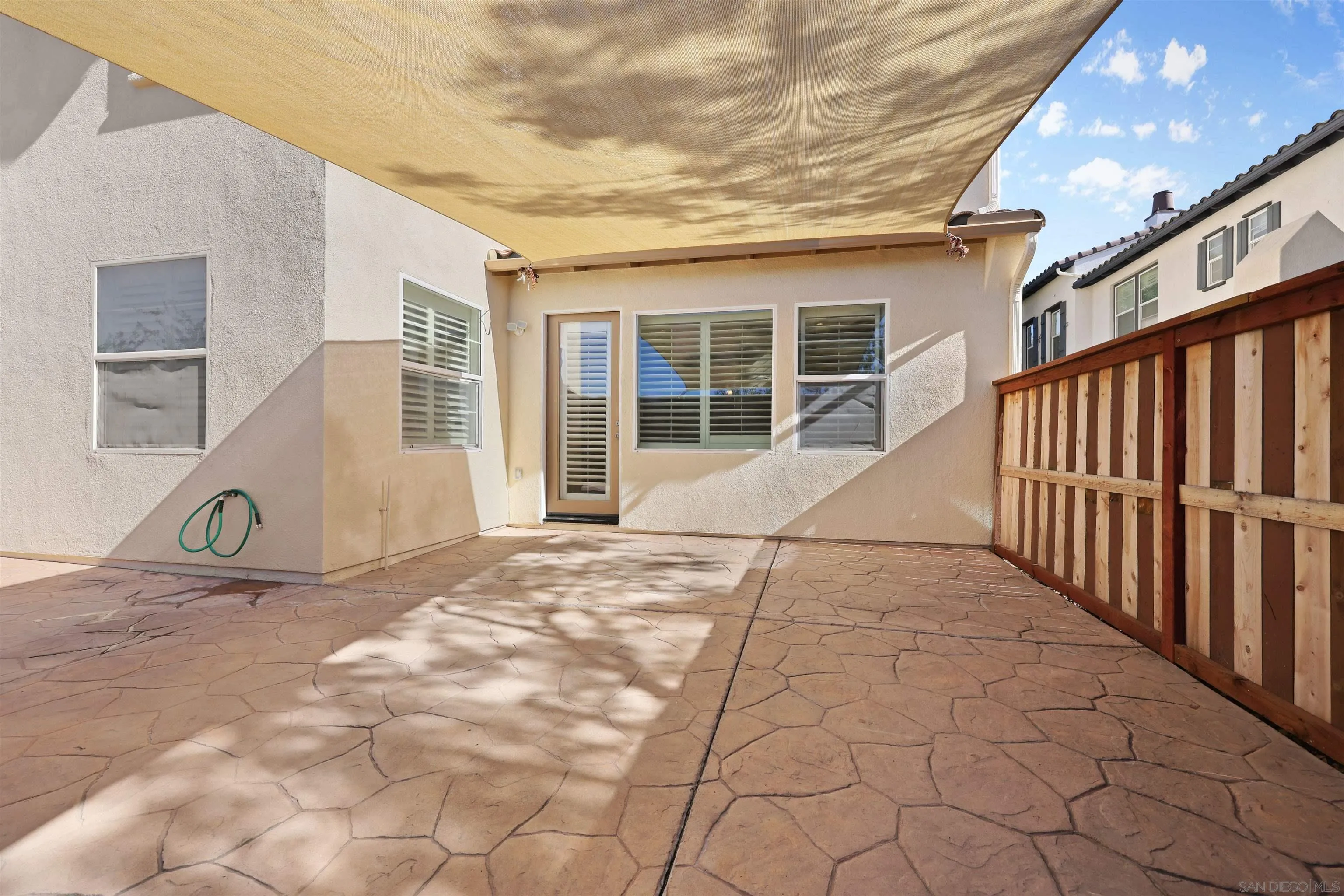 https://cdn.realtyfeed.com/cdn/127/260001479/d9379e1cc6ea635739d1f5383542014b.webp