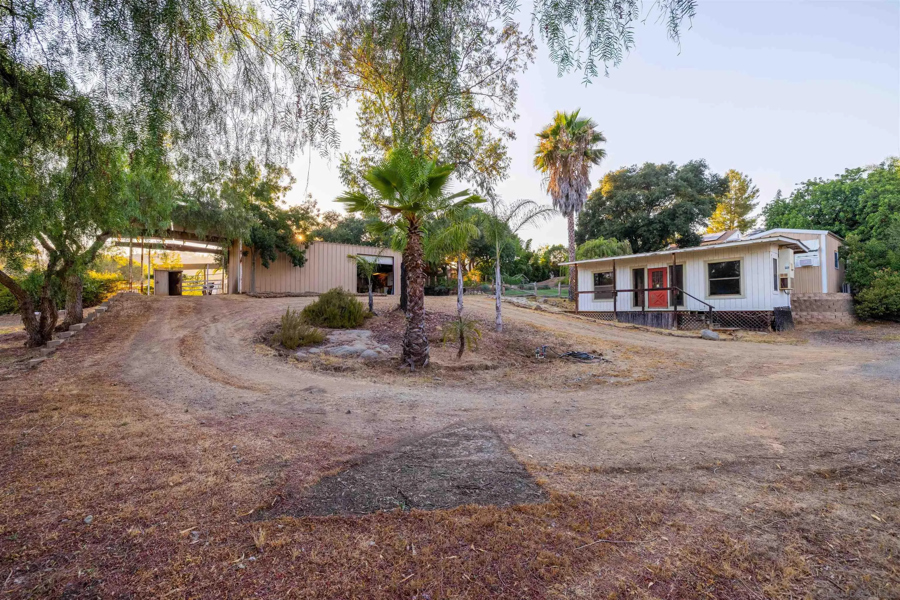 https://cdn.realtyfeed.com/cdn/127/260001480/e1033480a6d08bb34454e20993d77e30.webp