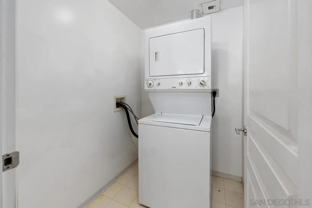 Photo #30: 260001481 Listing: Photo #30