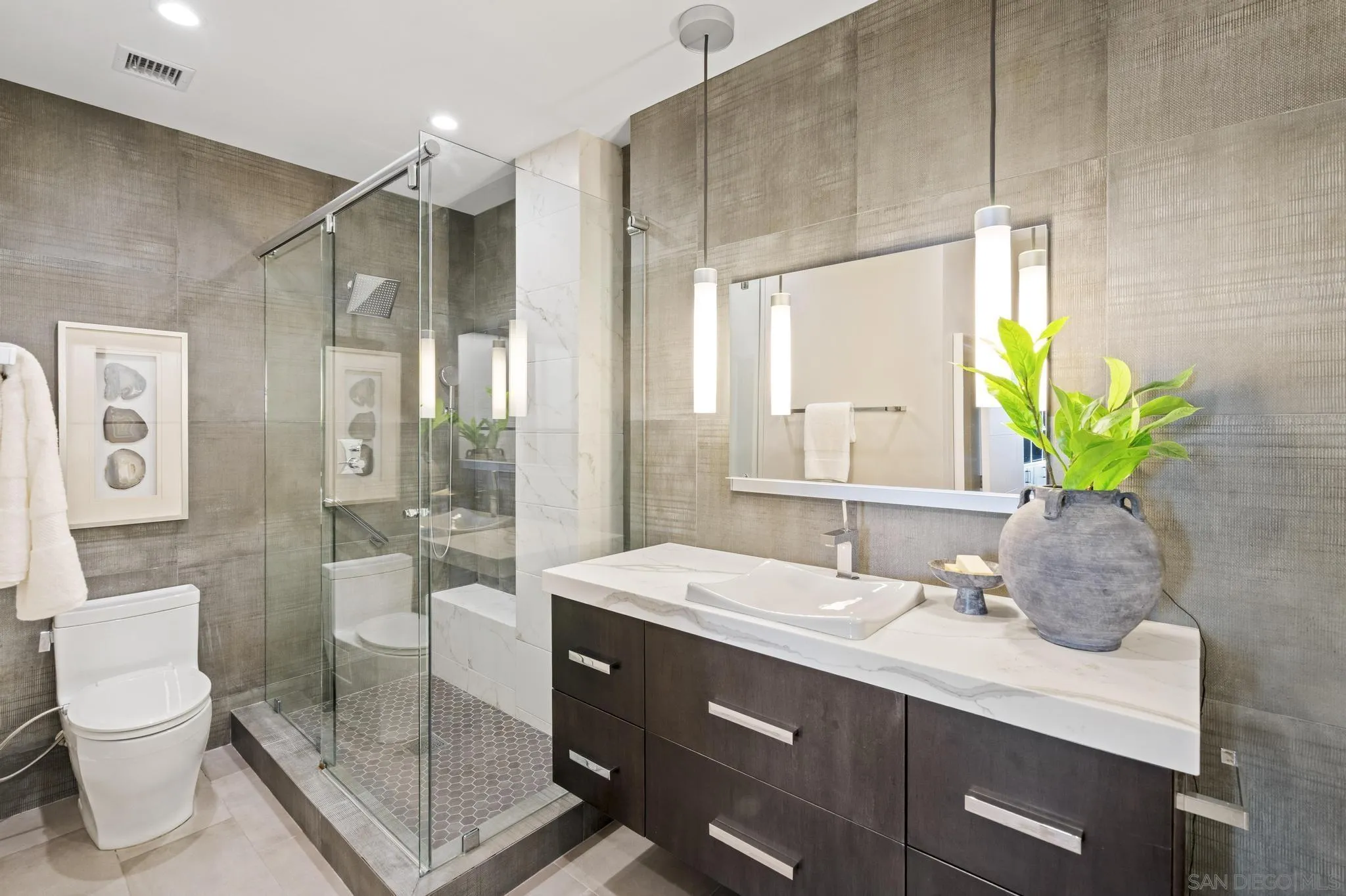 Photo #23: 260001482 Listing: Photo #23