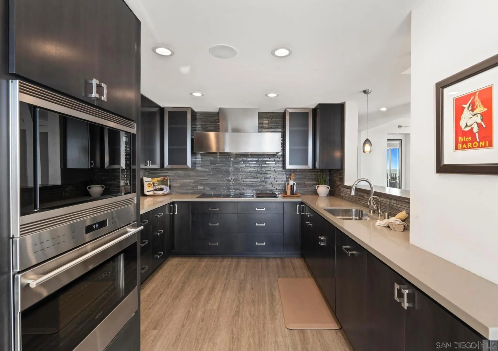 Photo #8: 260001482 Listing: Photo #8