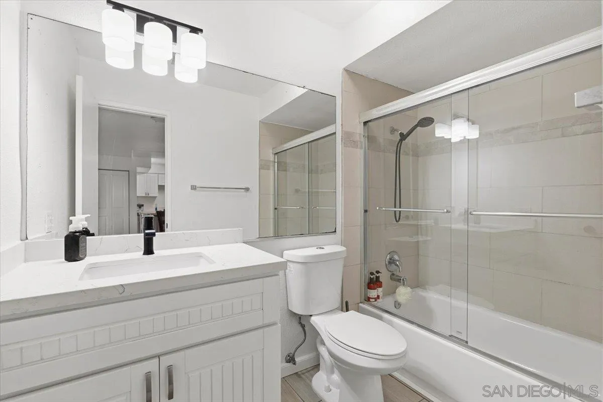 Photo #10: 260001485 Listing: Photo #10