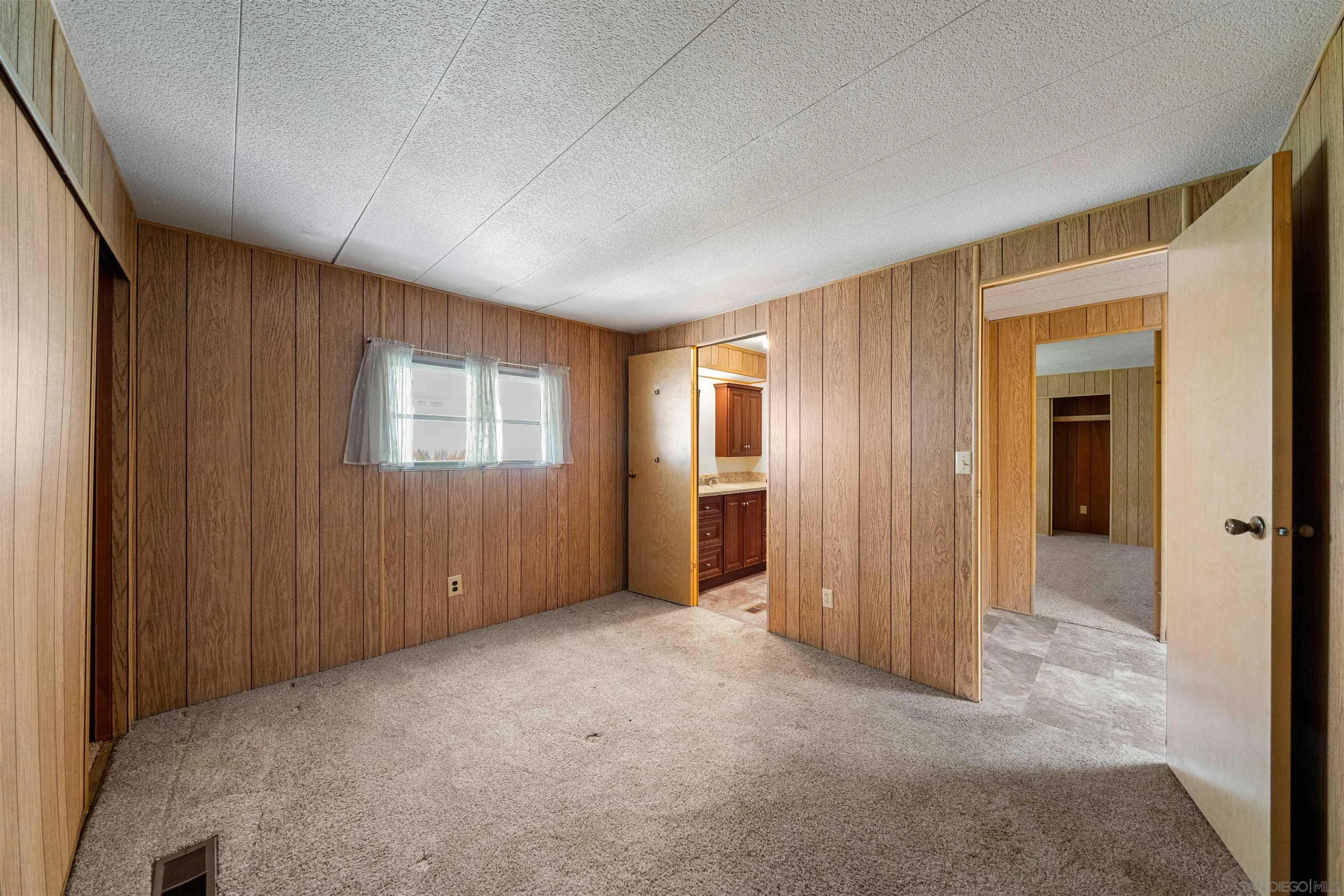 https://cdn.realtyfeed.com/cdn/127/260001490/d9524107025550ccaaf12b6b373e873d.webp