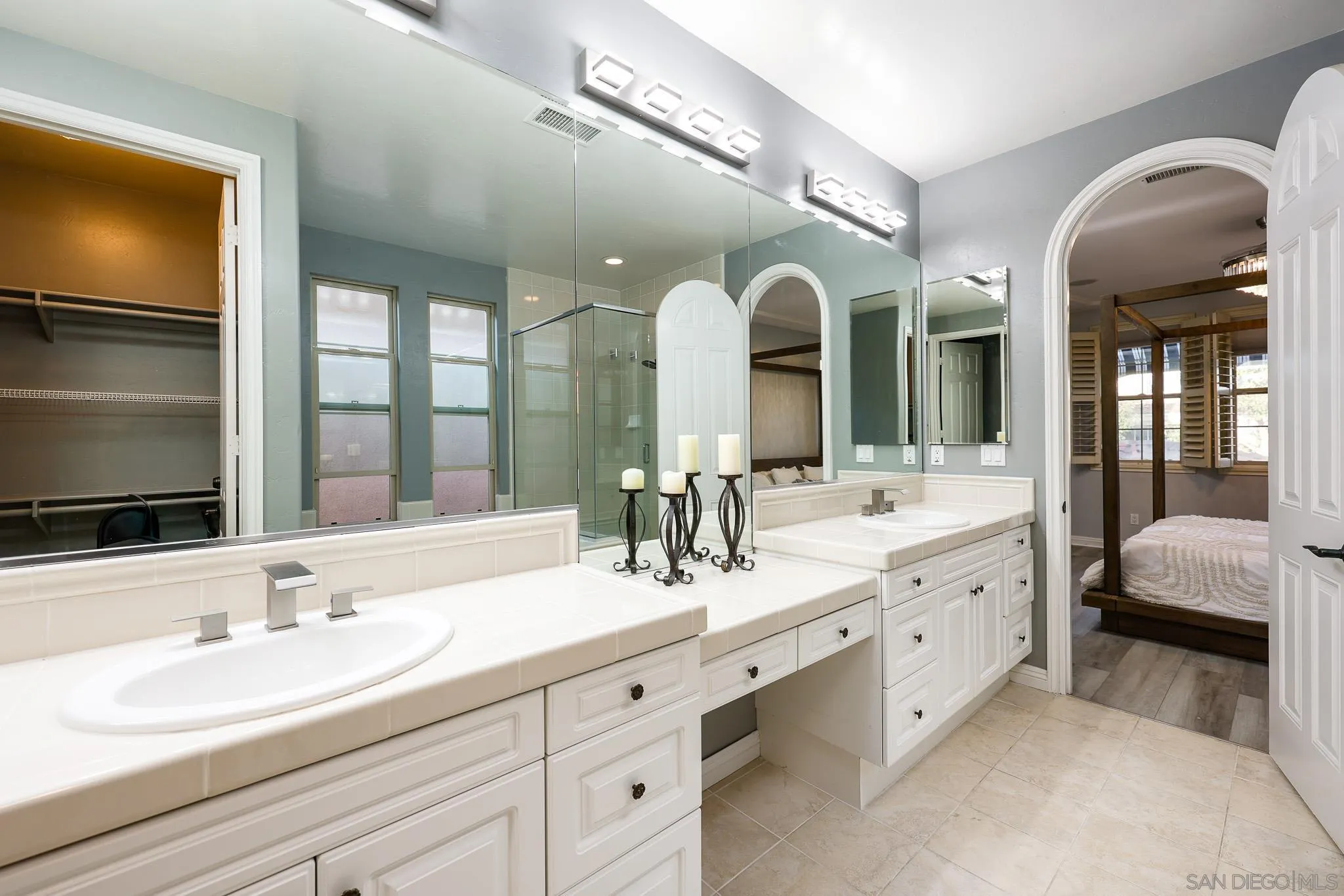 https://cdn.realtyfeed.com/cdn/127/260001493/51640a906be727c2112ff85010729ea2.webp