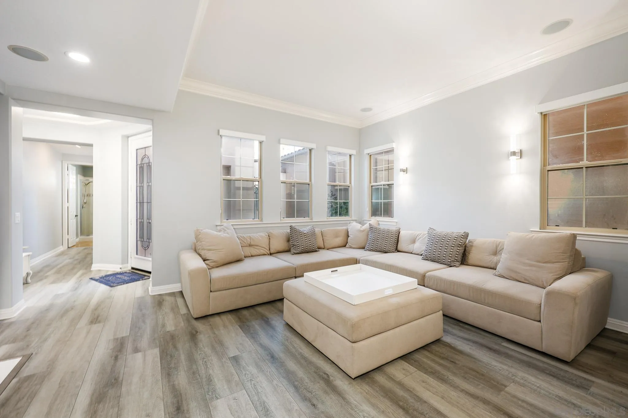 https://cdn.realtyfeed.com/cdn/127/260001493/a284ec2a267267eb46db8da15a84b8a0.webp