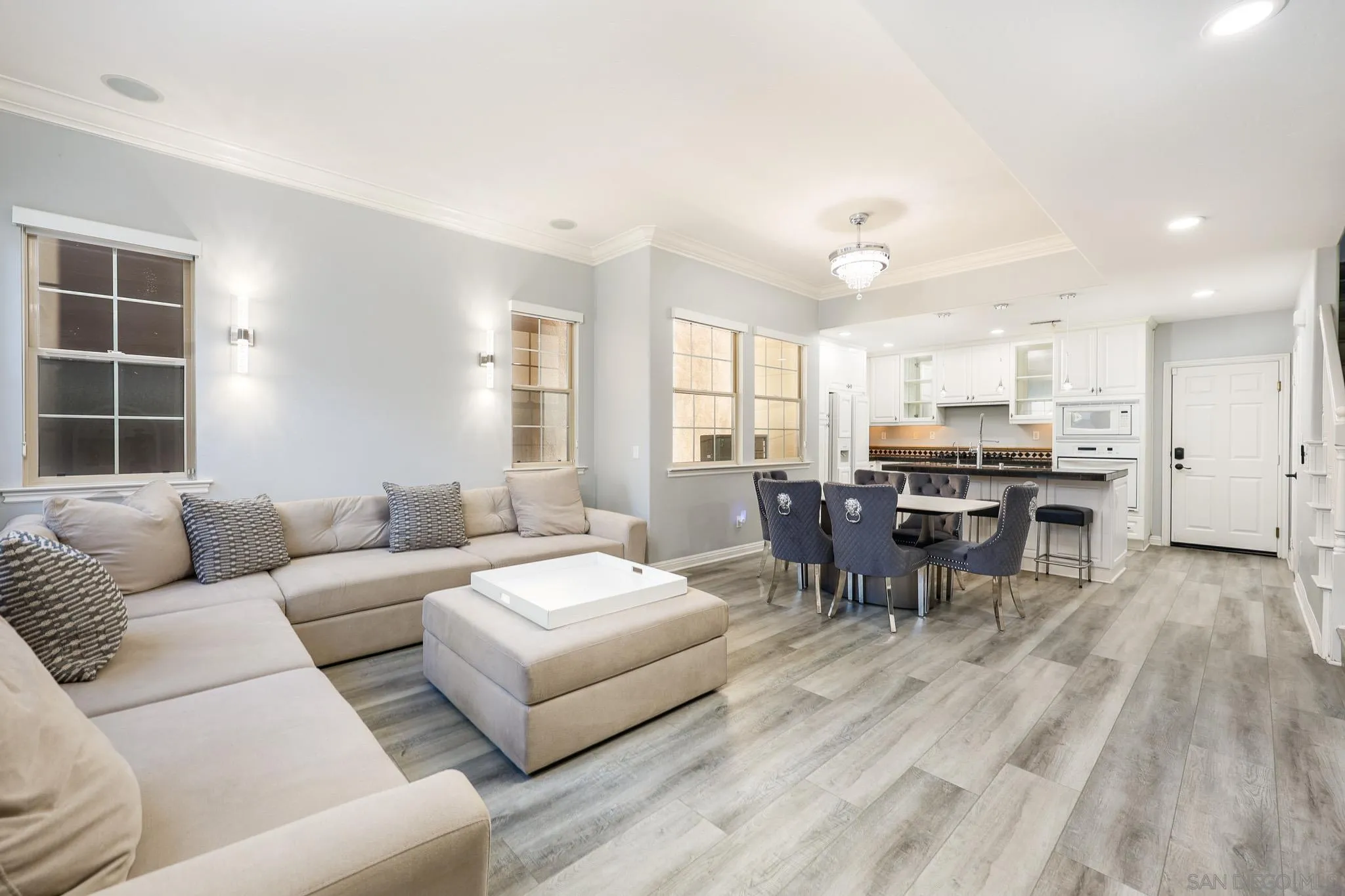 https://cdn.realtyfeed.com/cdn/127/260001493/a78cee20236a373261407cedca1f427d.webp