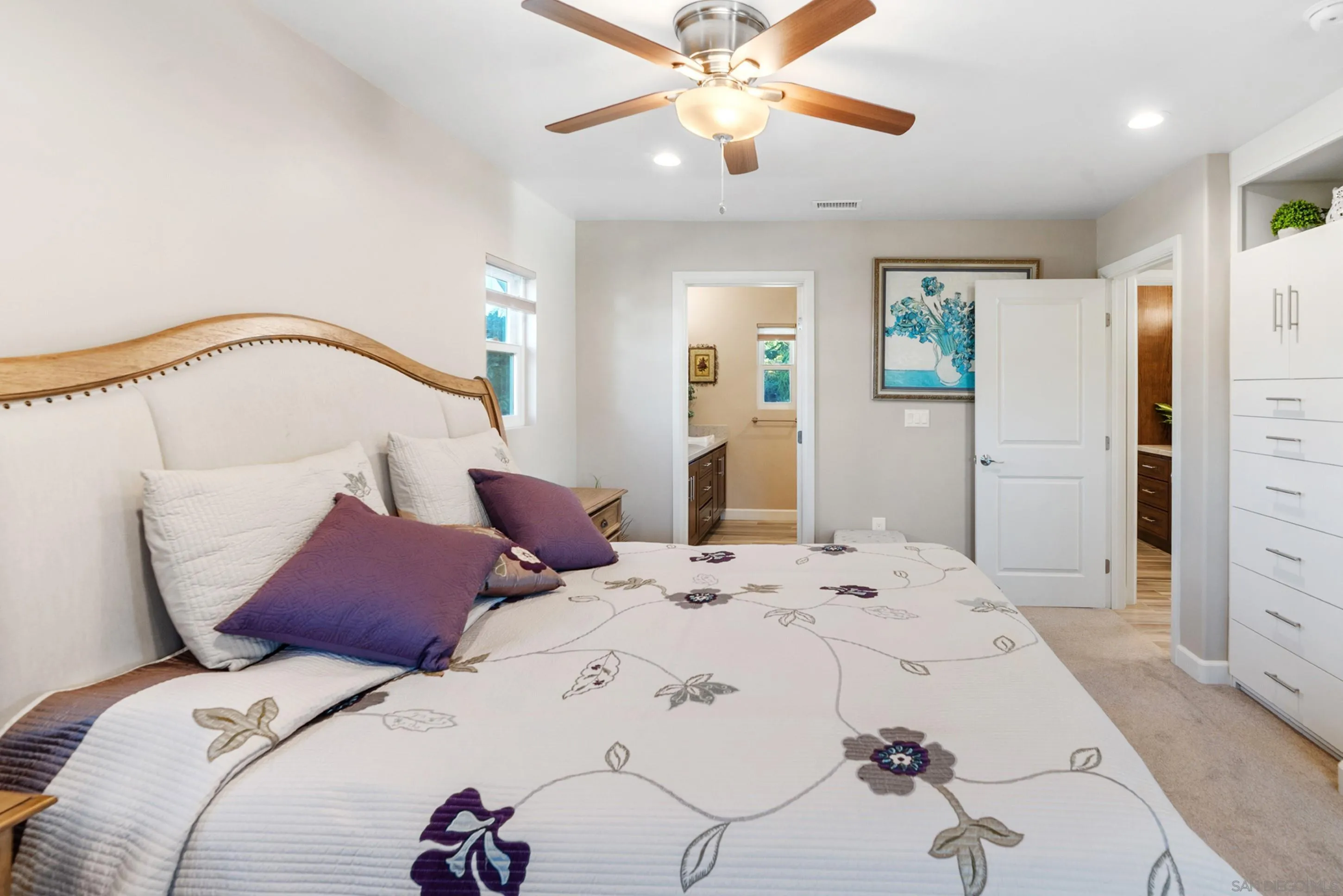 https://cdn.realtyfeed.com/cdn/127/260001494/896d234060e8dae7c35ebfc3253c3467.webp