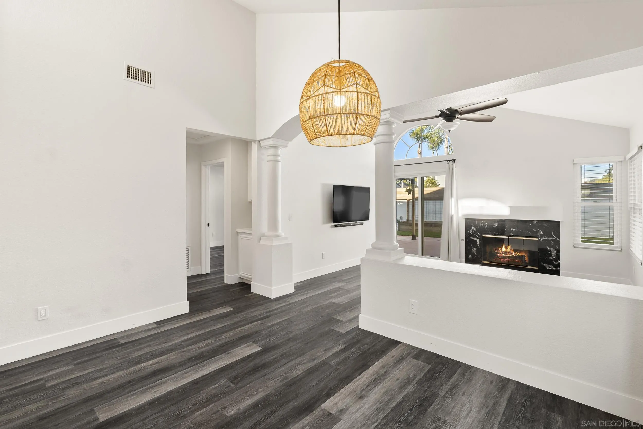 https://cdn.realtyfeed.com/cdn/127/260001496/9488dde9142d965cfa2e28257c0f5170.webp