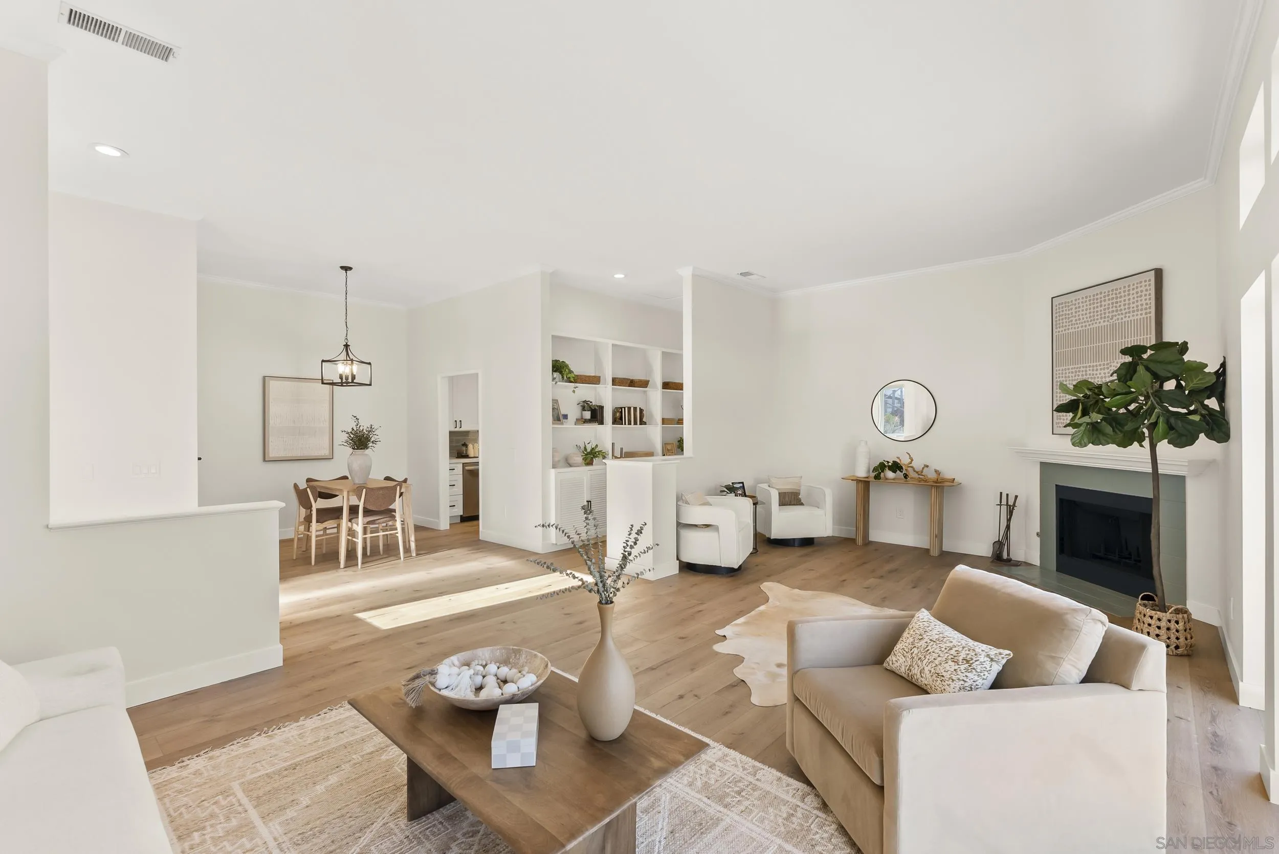 https://cdn.realtyfeed.com/cdn/127/2600015/2ec44e1d50ce14168e8f760925308b5a.webp